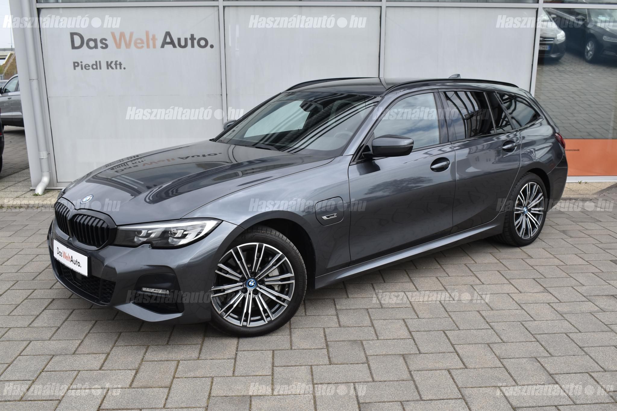 BMW 330 2021/12 - 1