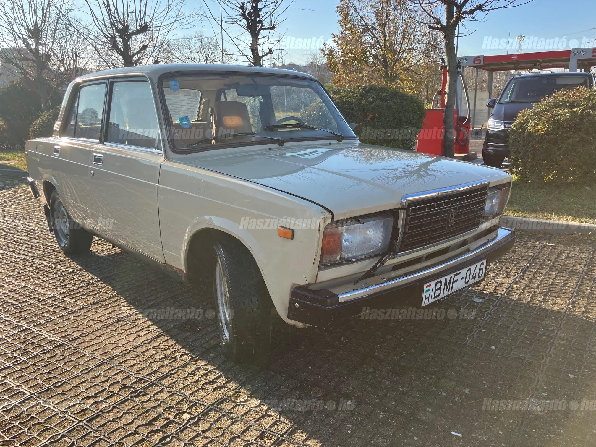 LADA 2107 1988/4 - 1