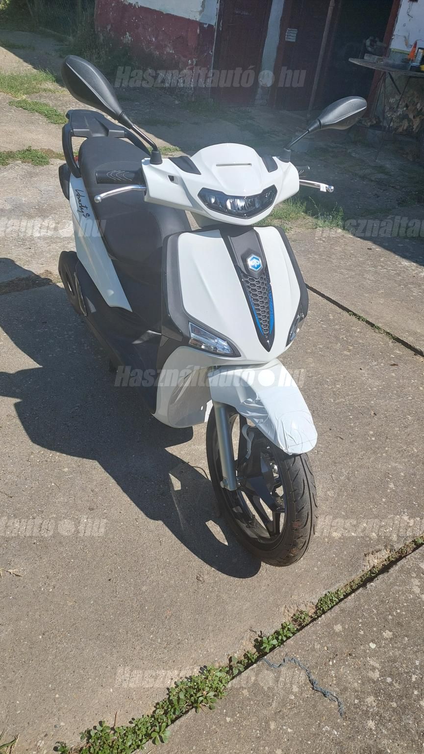 PIAGGIO 50 S 2025/6 - 1