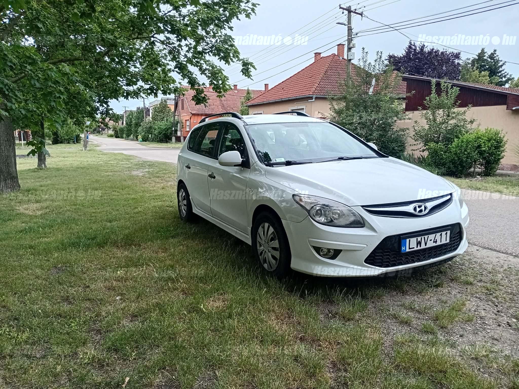 HYUNDAI I30 2011/8 - 1