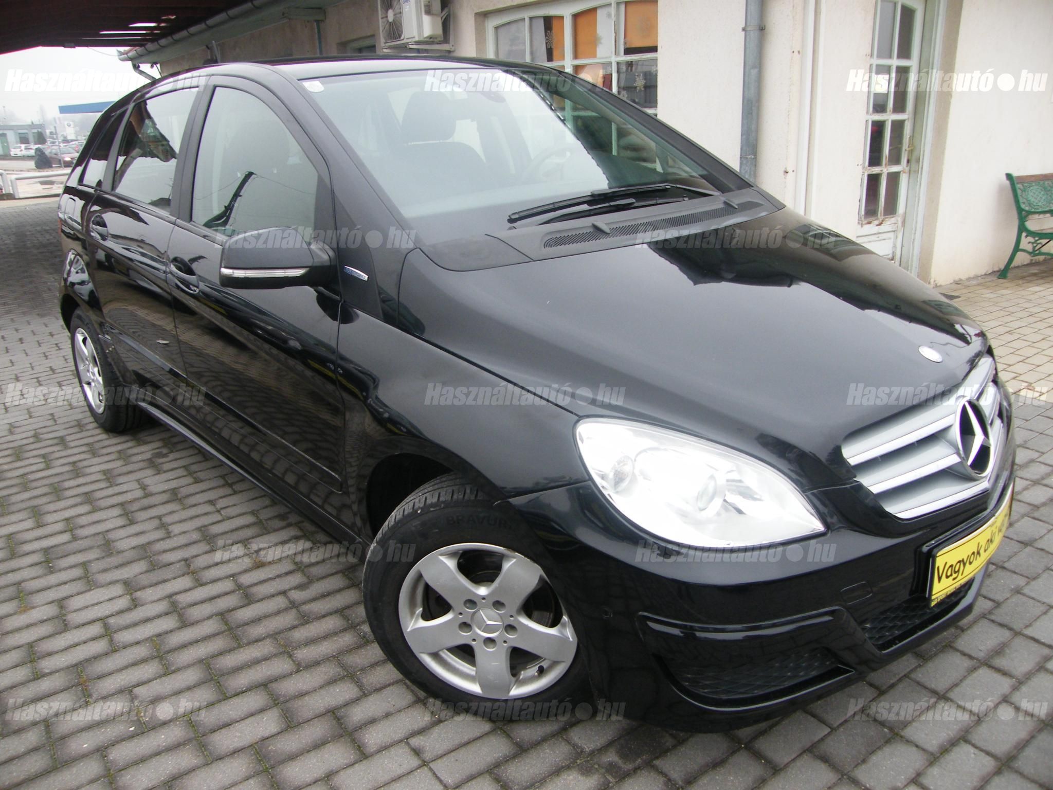 MERCEDES-BENZ B 180 2009/7 - 1