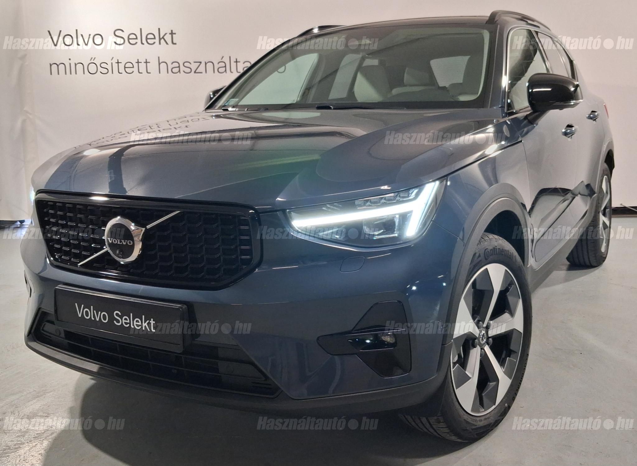 VOLVO XC40 2025/9 - 1