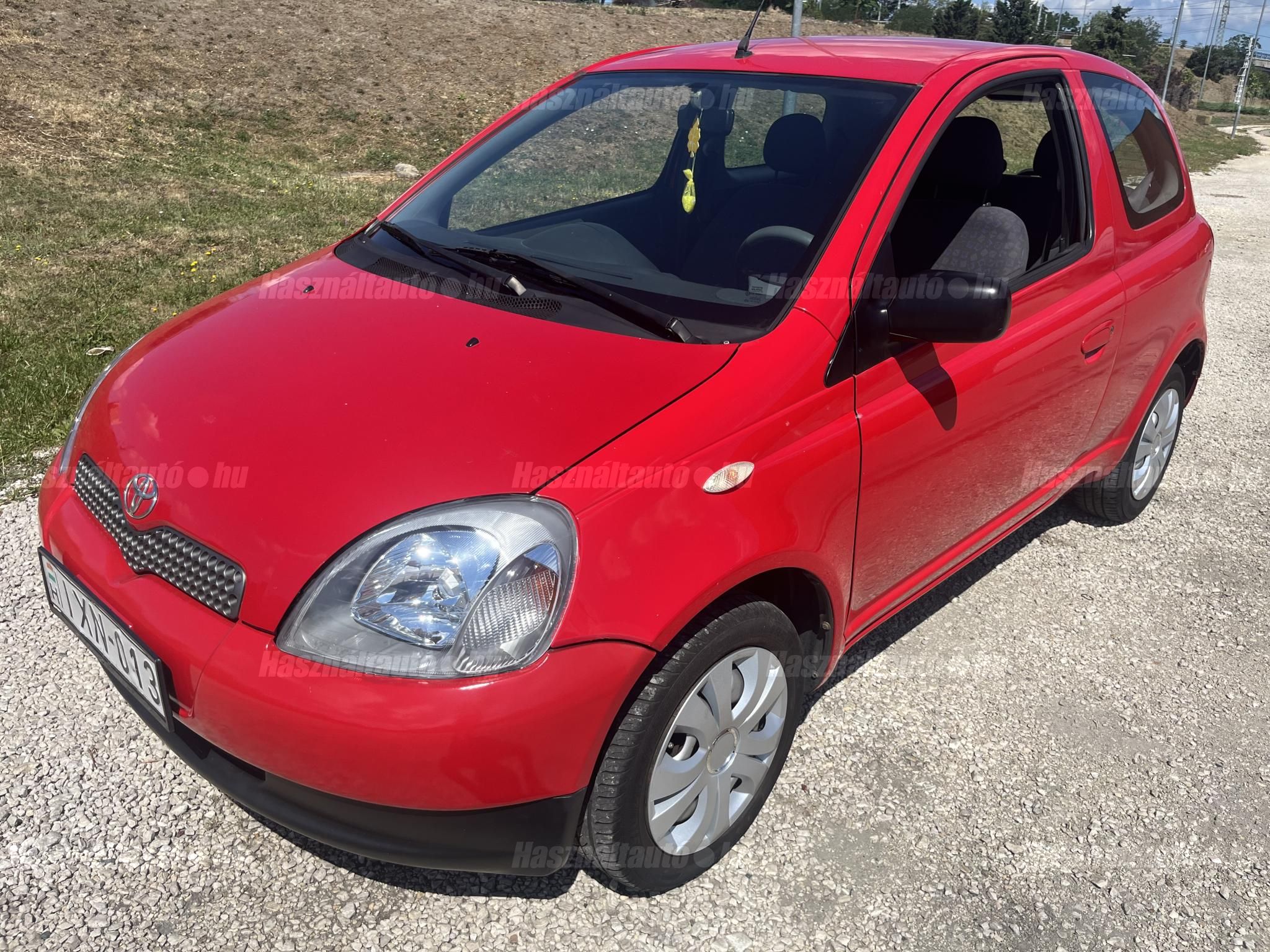 TOYOTA YARIS 2002/12 - 1