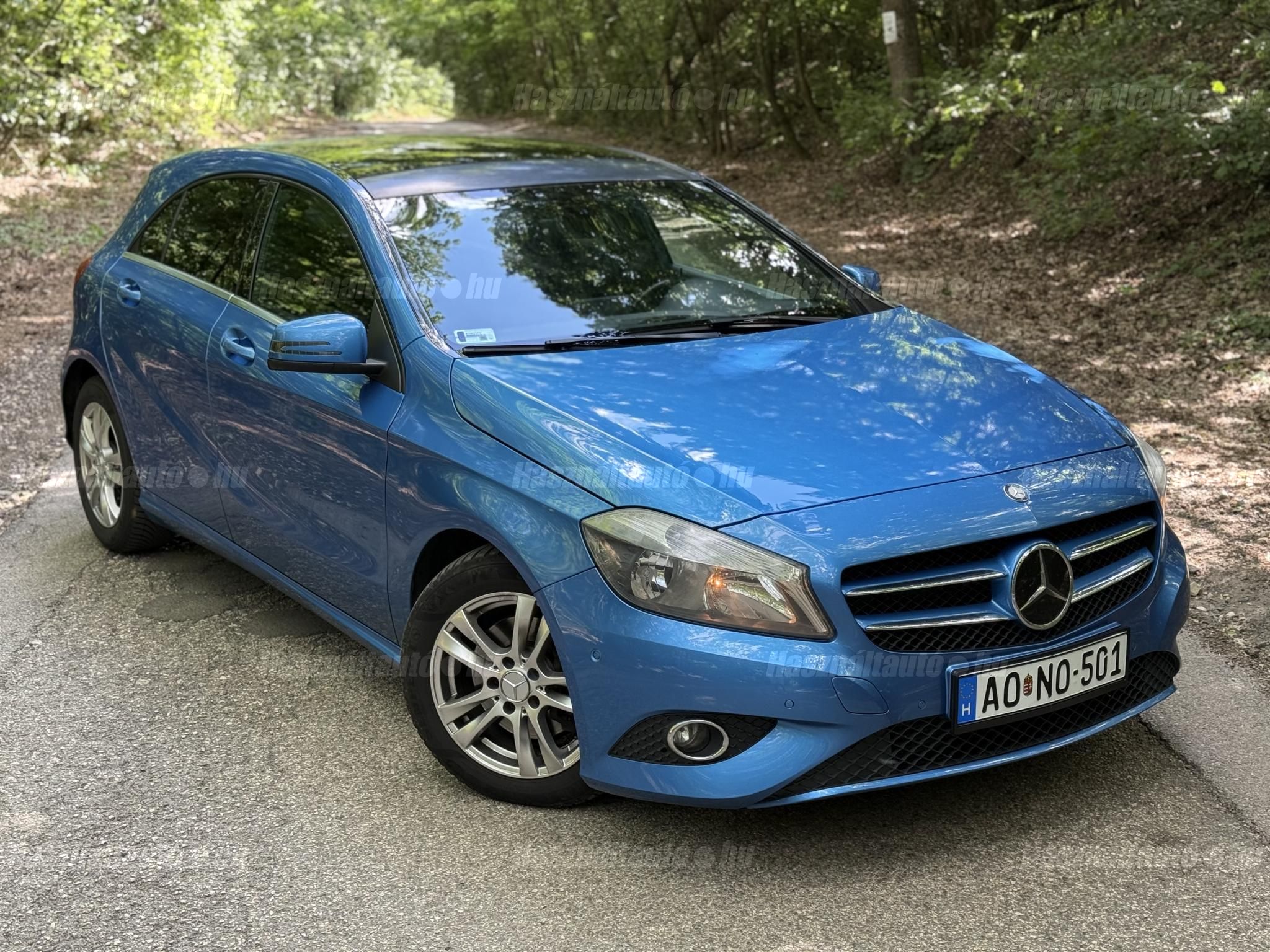 MERCEDES-BENZ A-OSZTÁLY 2013/2 - 1