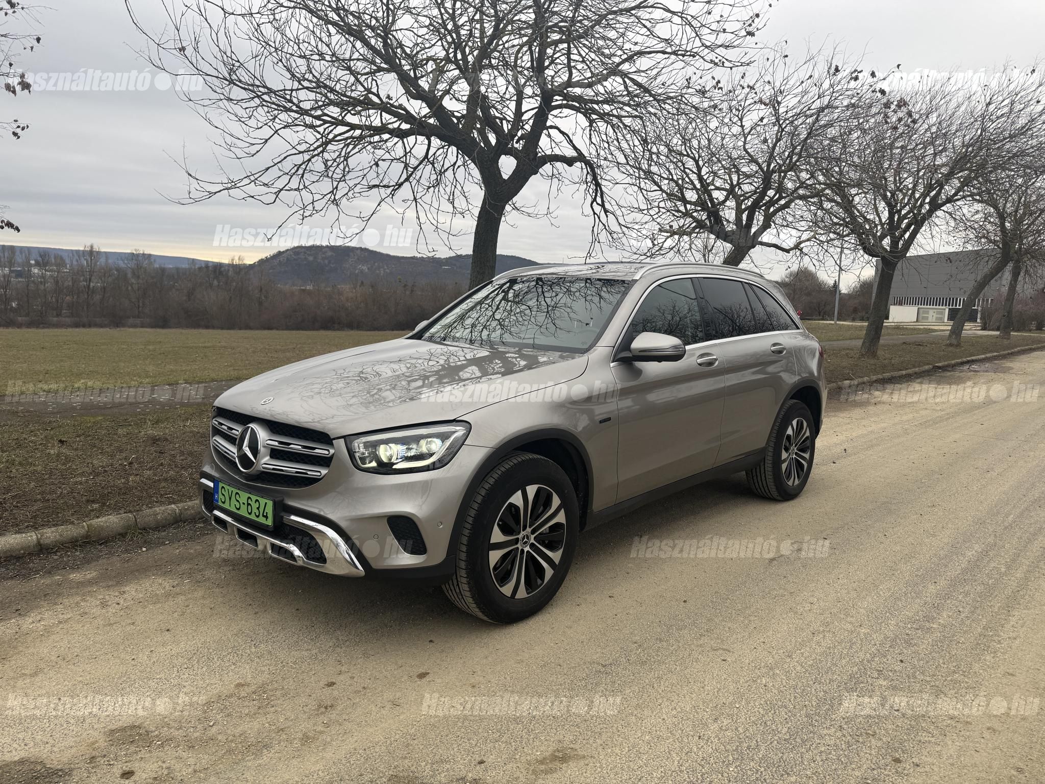 MERCEDES-BENZ GLC 300 2021/10 - 1
