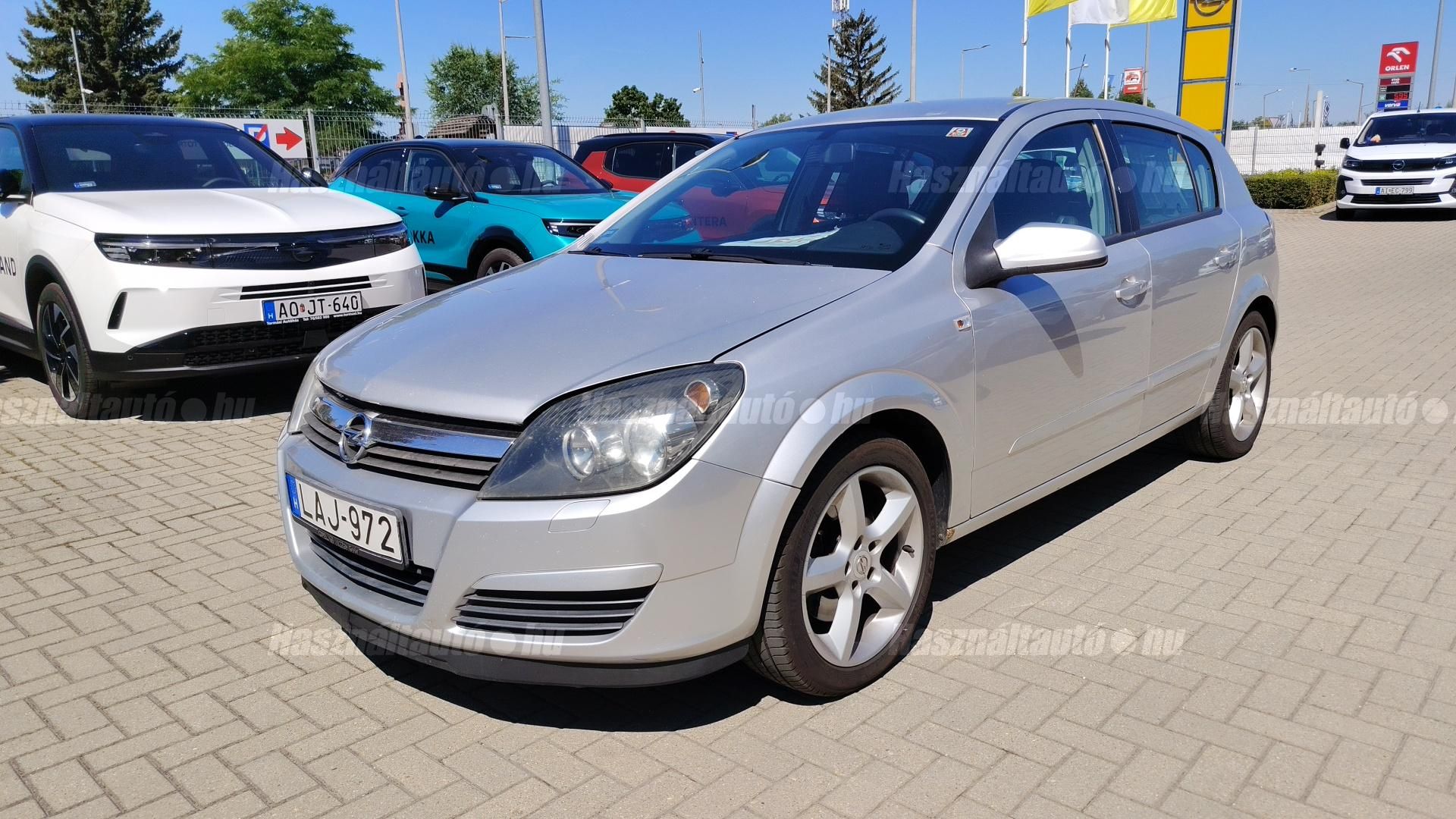 OPEL ASTRA H 2005/11 - 1