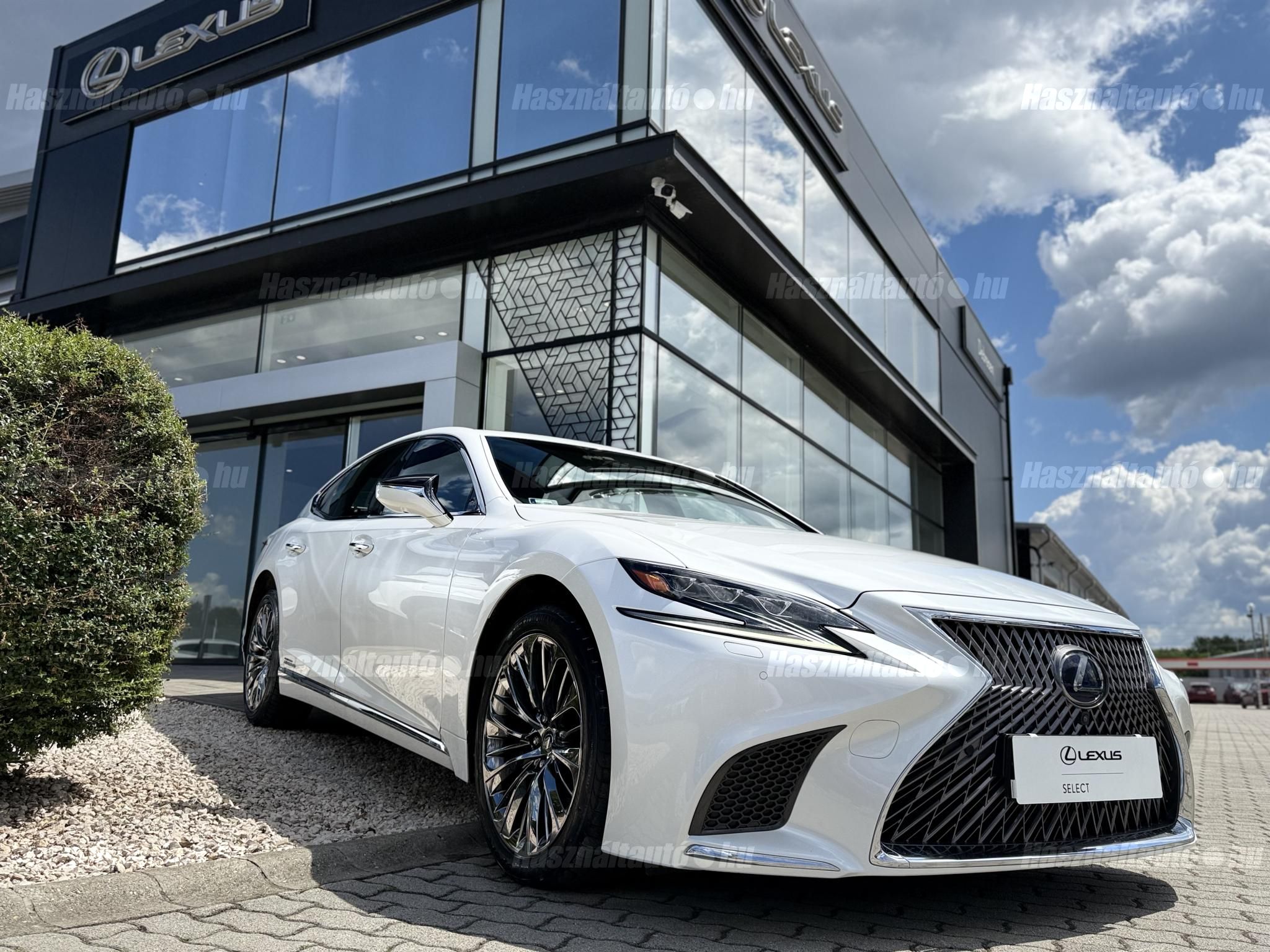LEXUS LS 2018/6 - 1