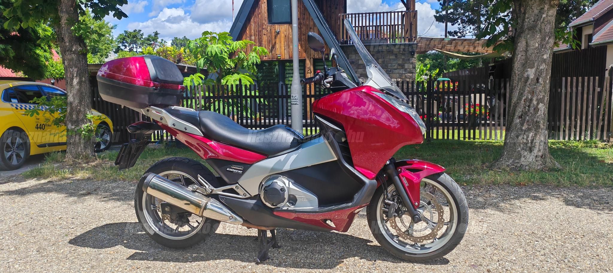 HONDA NC 700 D 2013/10 - 1