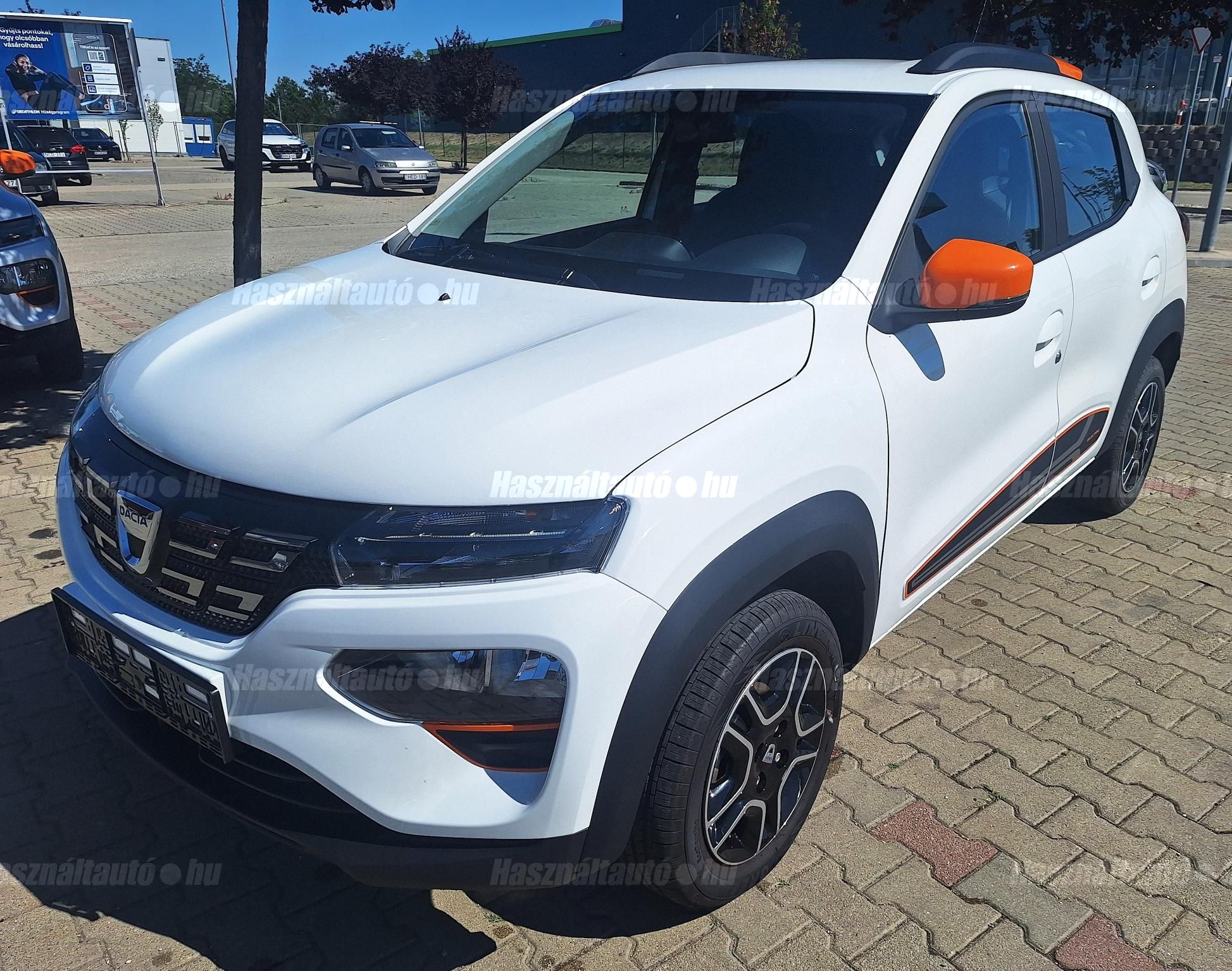 DACIA SPRING 2022/6 - 1