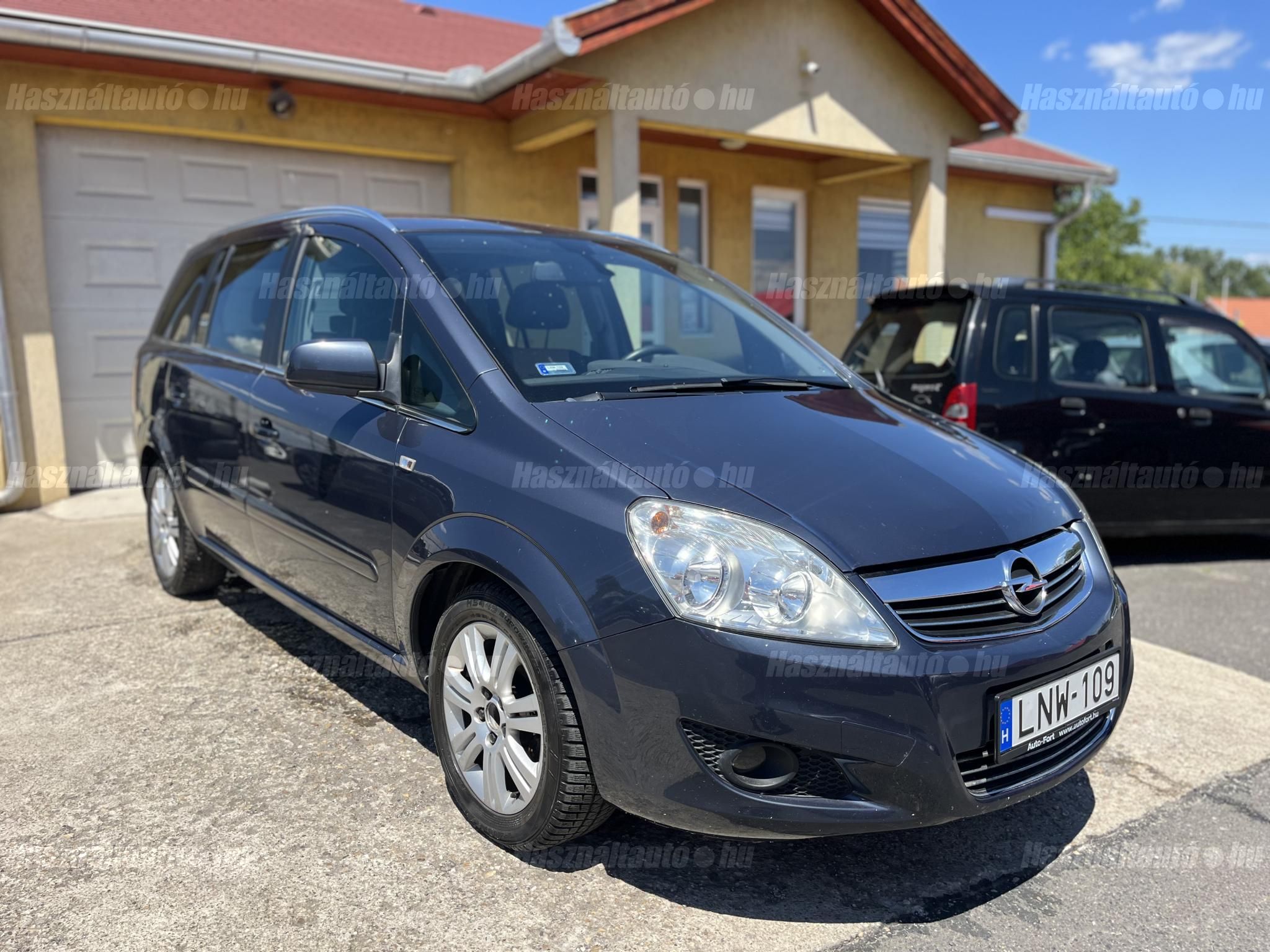 OPEL ZAFIRA B 2009/11 - 1