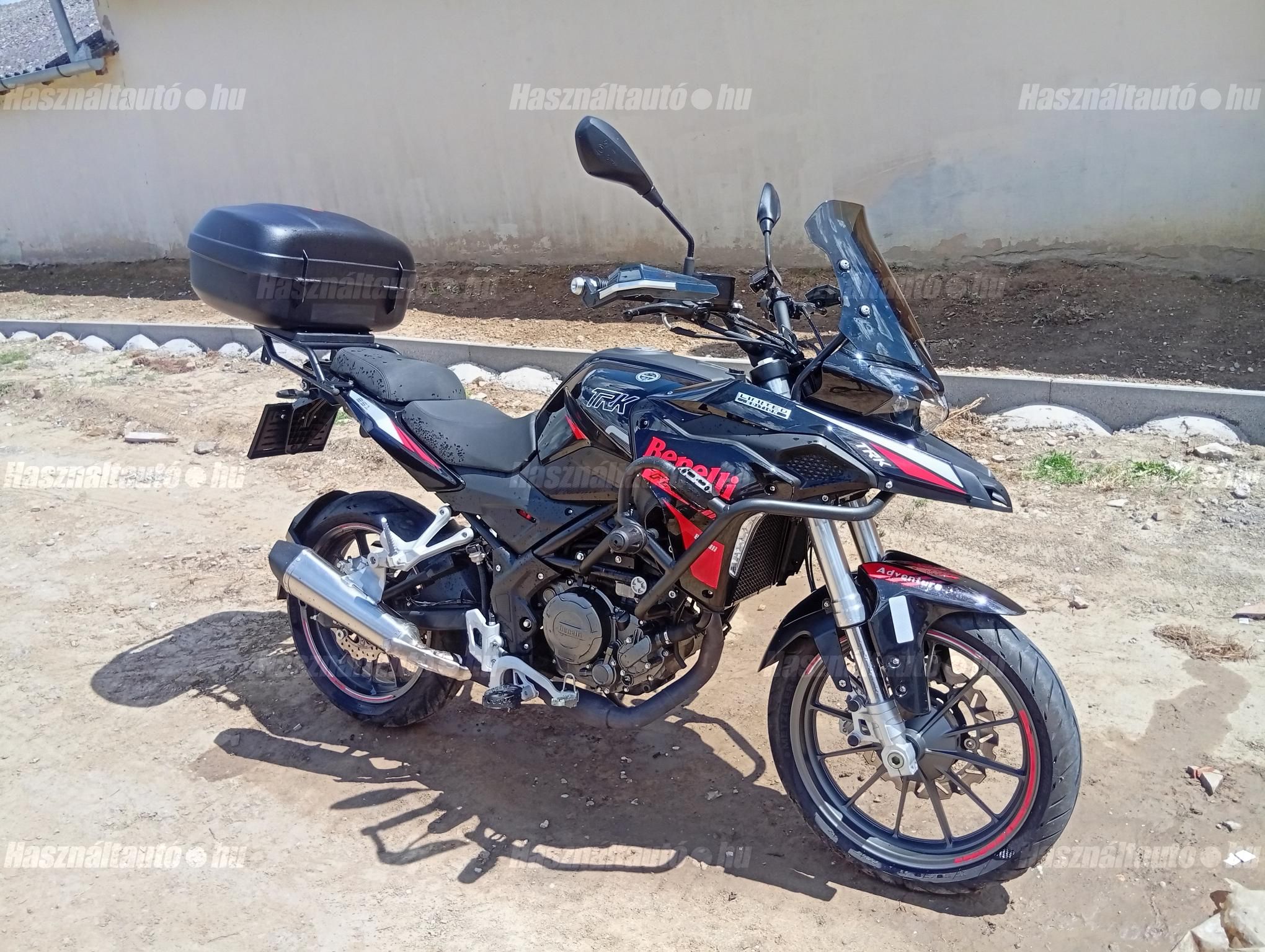 BENELLI TRK 251 2023 - 1