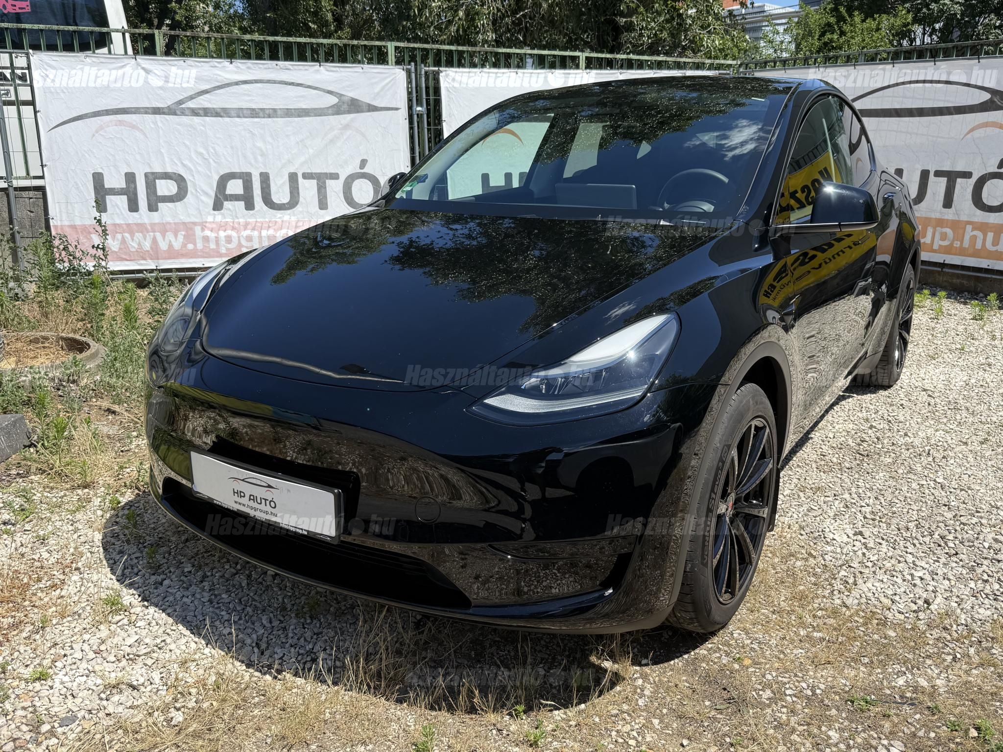 TESLA MODEL Y 2024/6 - 1