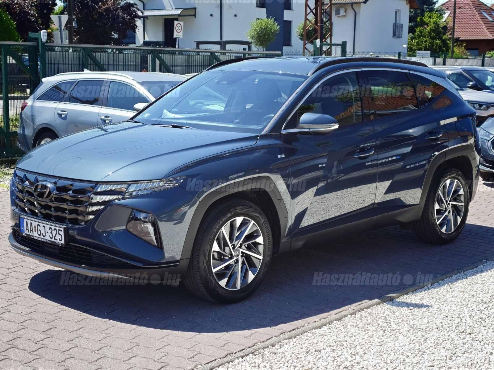 HYUNDAI TUCSON 2022/12 - 1