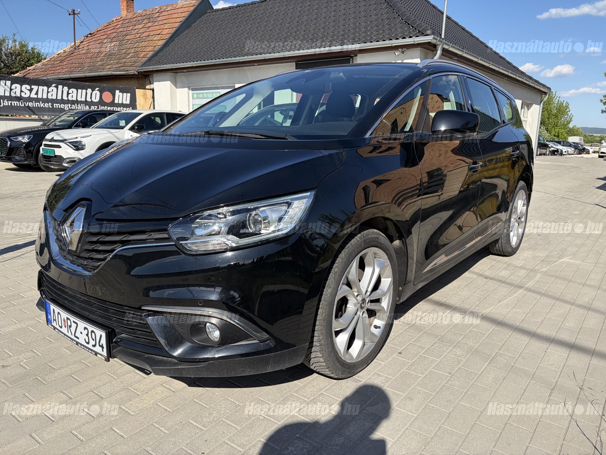 RENAULT GRAND SCENIC 2017/8 - 1