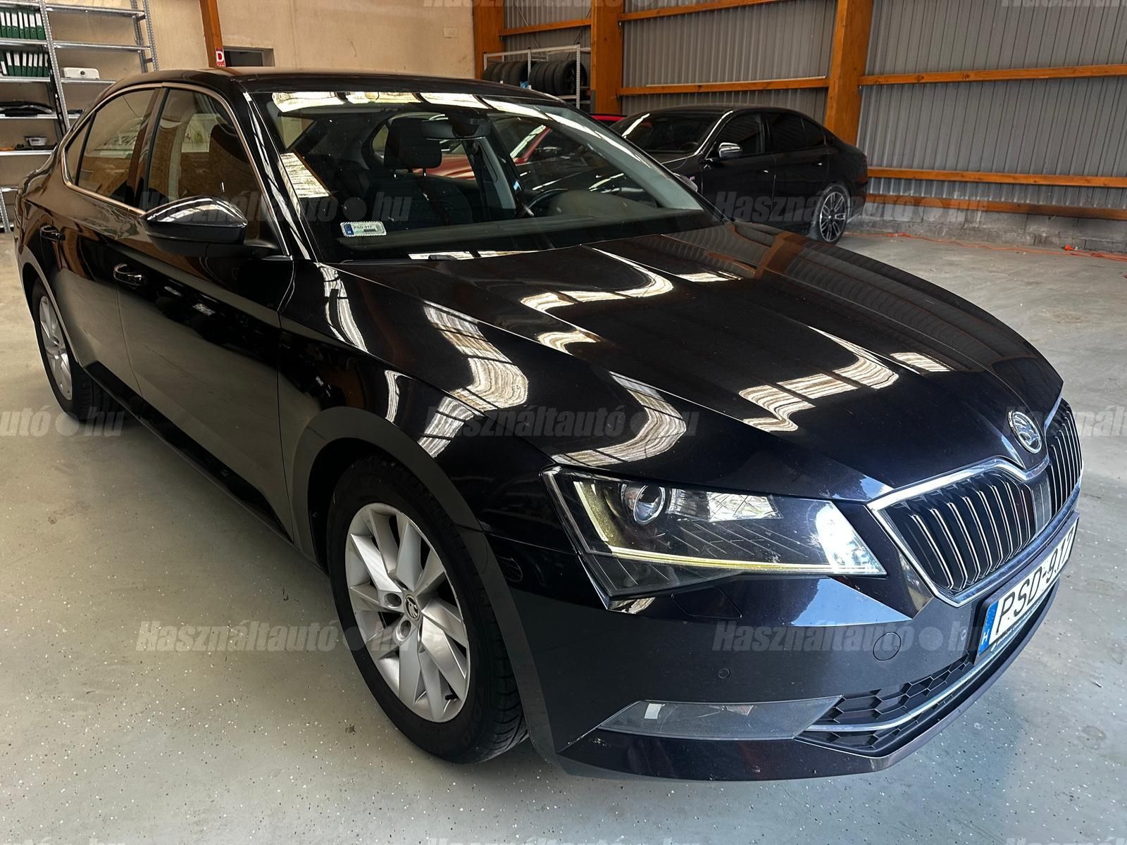 SKODA SUPERB 2018/2 - 1