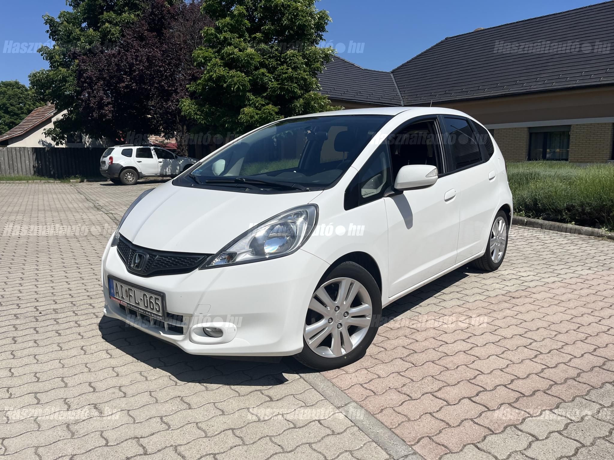 HONDA JAZZ 2013/5 - 1