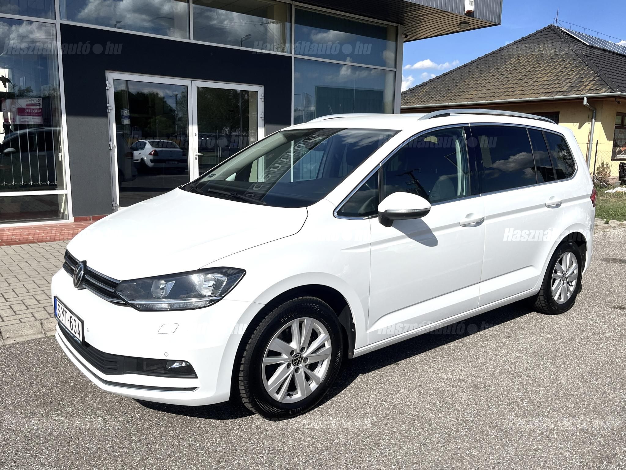 VOLKSWAGEN TOURAN 2022/3 - 1