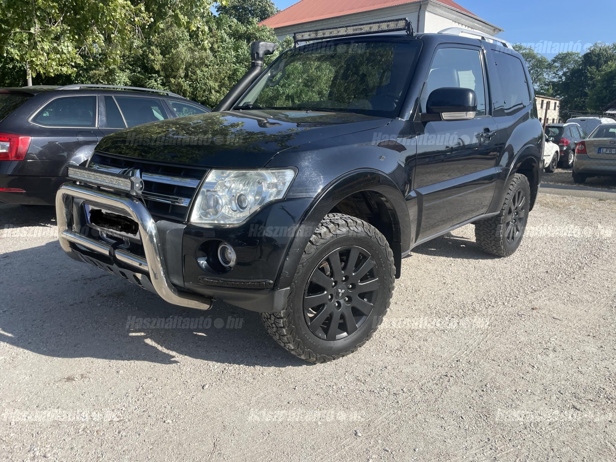 MITSUBISHI PAJERO 2007/10 - 1