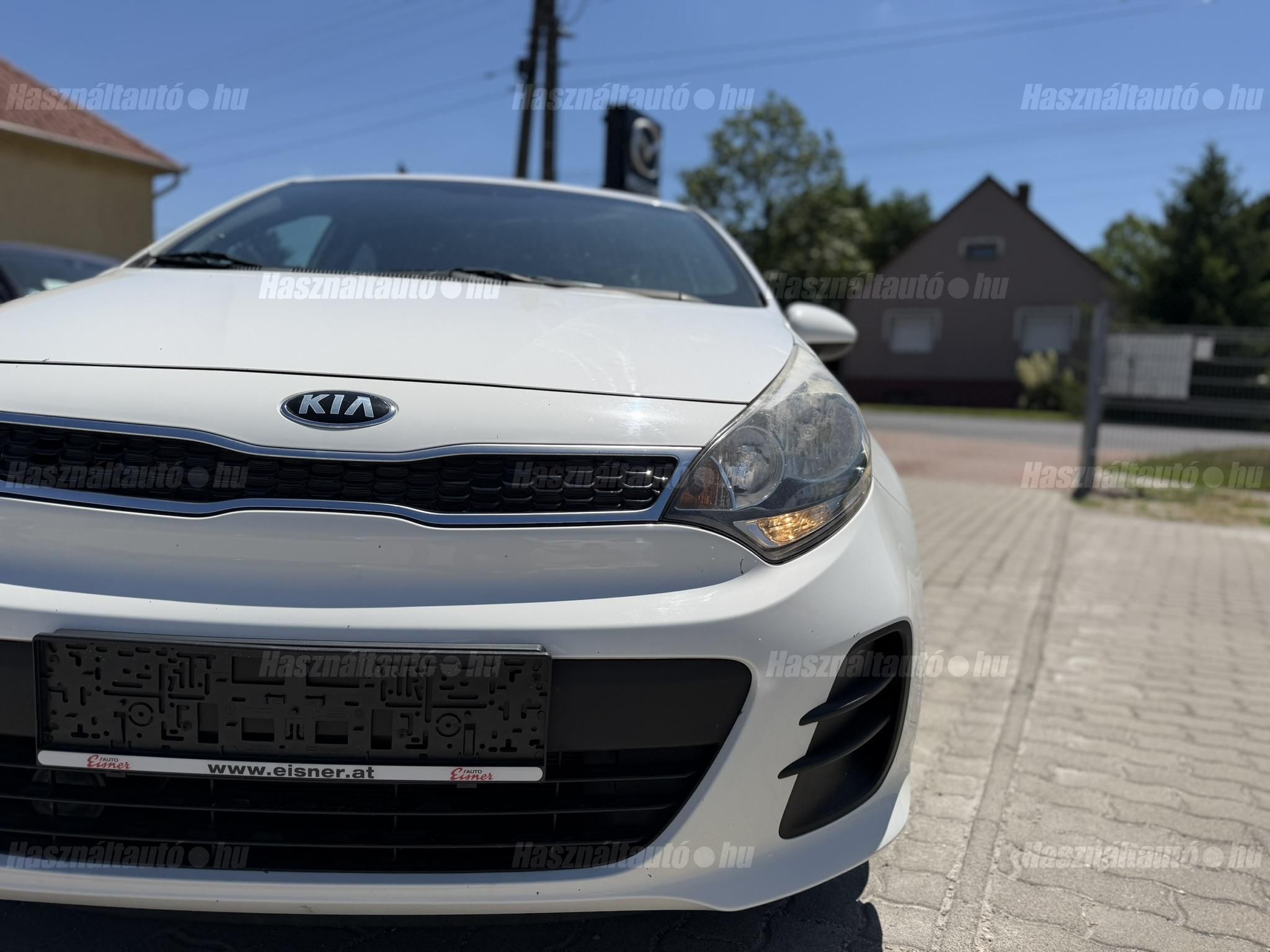 KIA RIO 2015/9 - 1