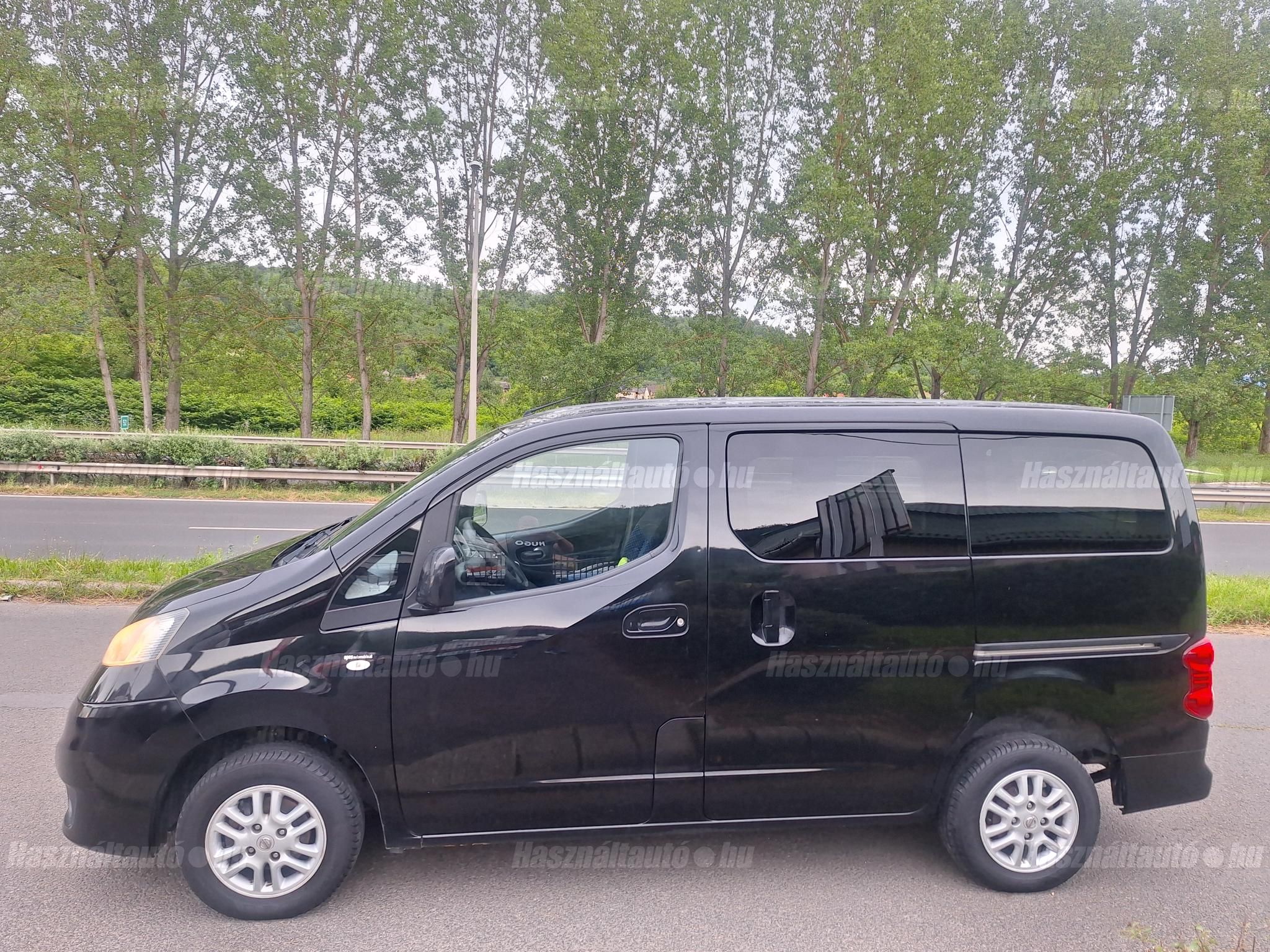 NISSAN NV200 2013/3 - 1