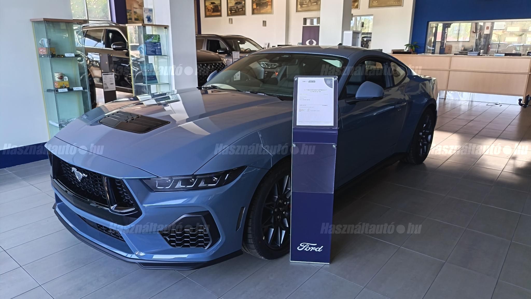 FORD MUSTANG 2026 - 1
