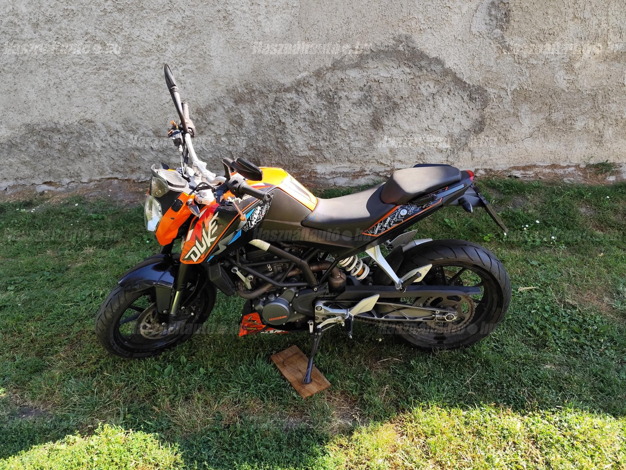 KTM 125 DUKE 2013 - 1