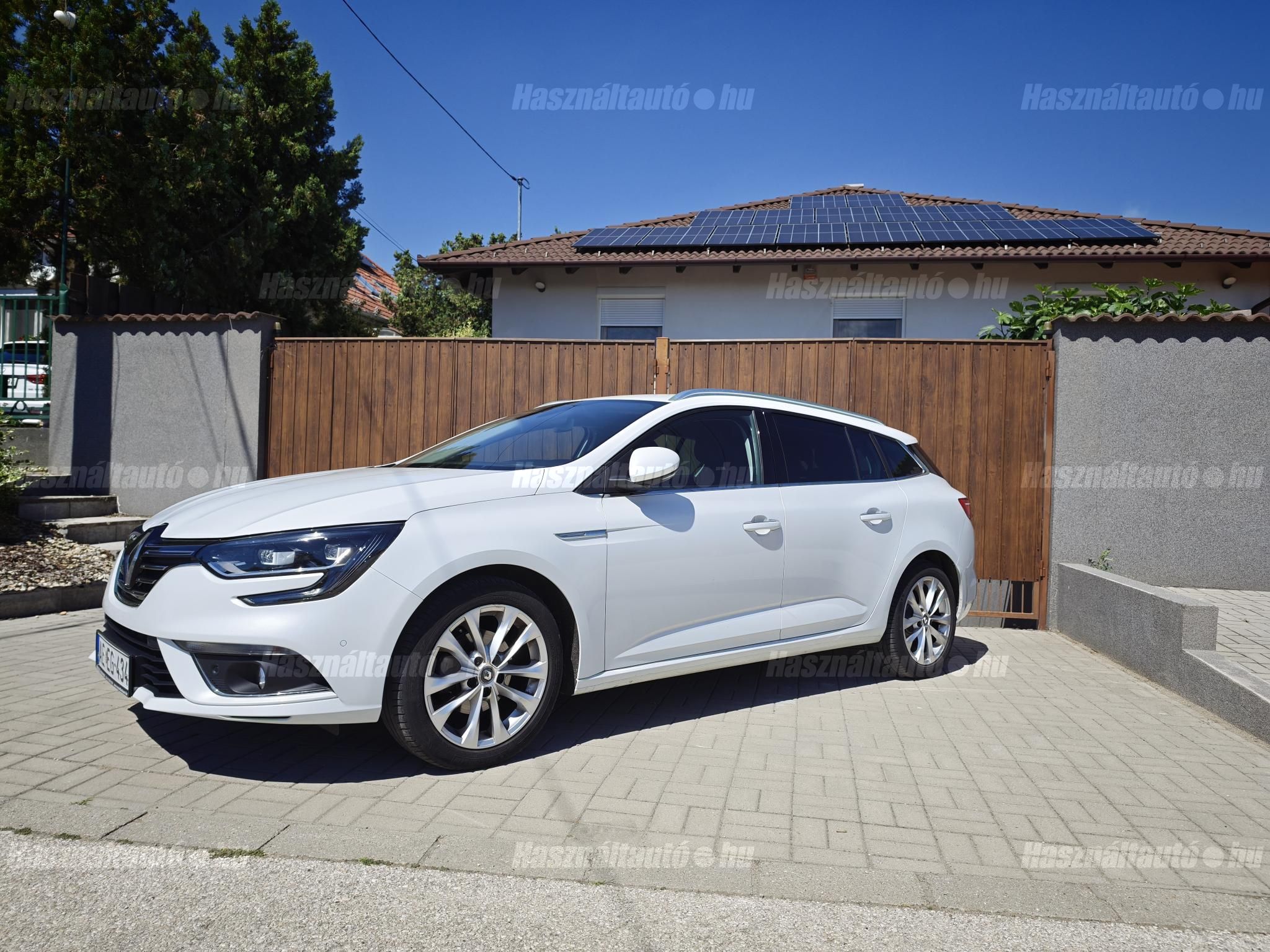 RENAULT MEGANE 2016/7 - 1