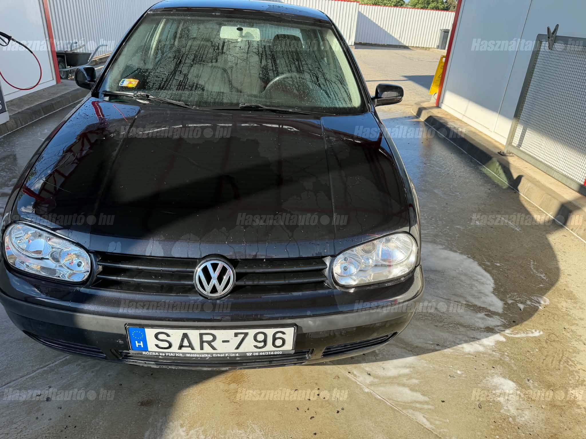 VOLKSWAGEN GOLF IV 2002/8 - 1