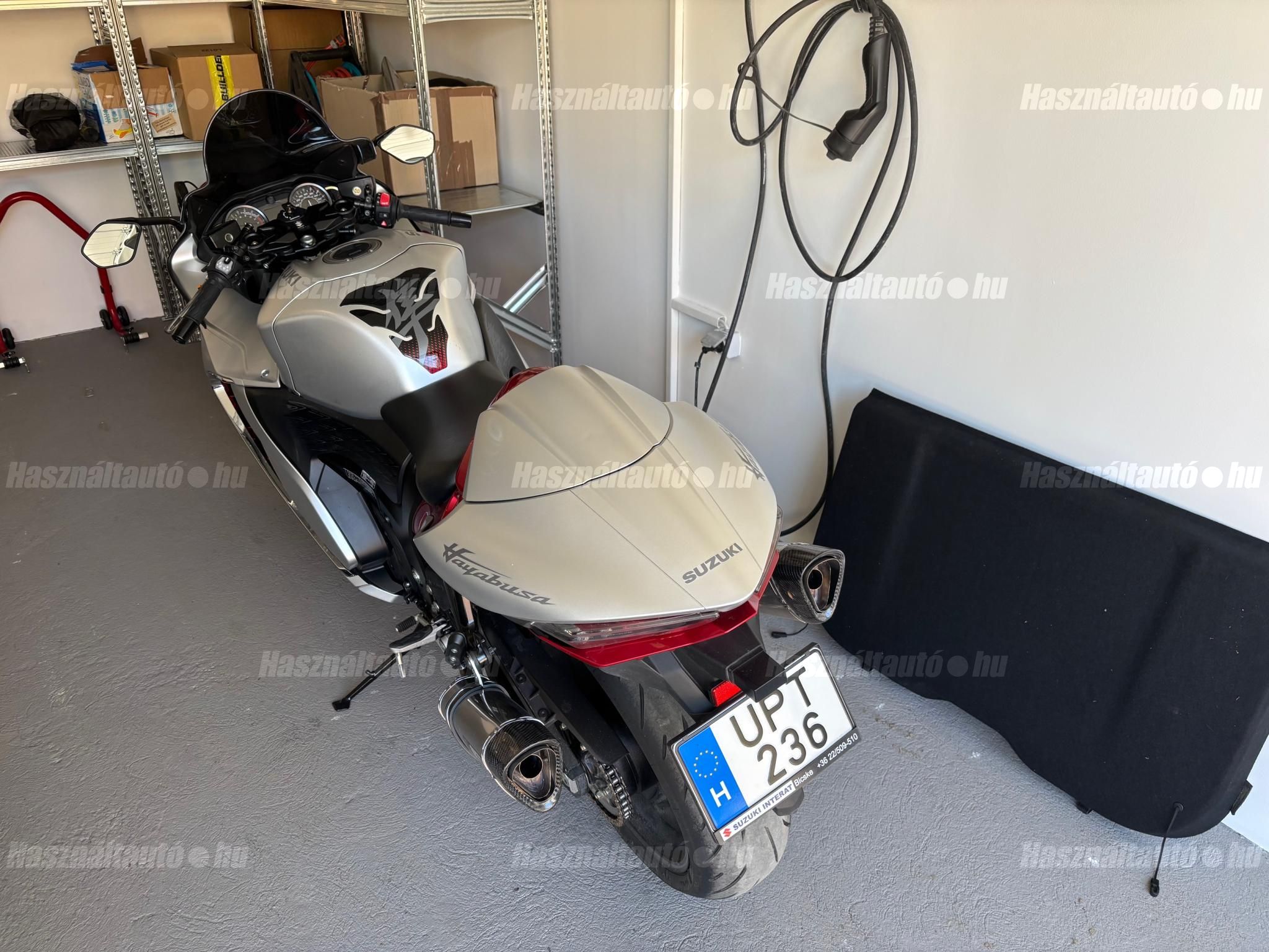 SUZUKI GSX 1300 R (HAYABUSA) 2022/4 - 1