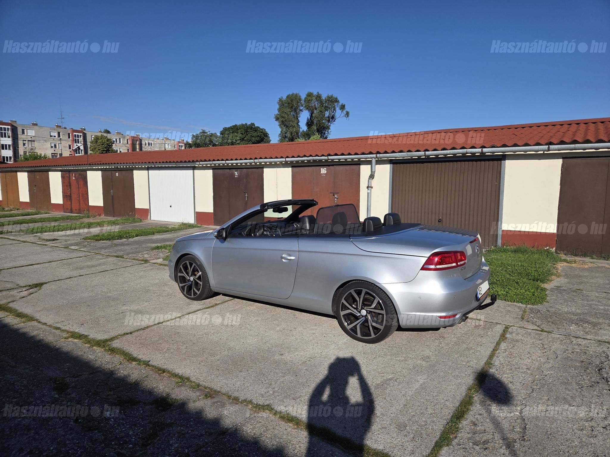 VOLKSWAGEN EOS 2011/3 - 1