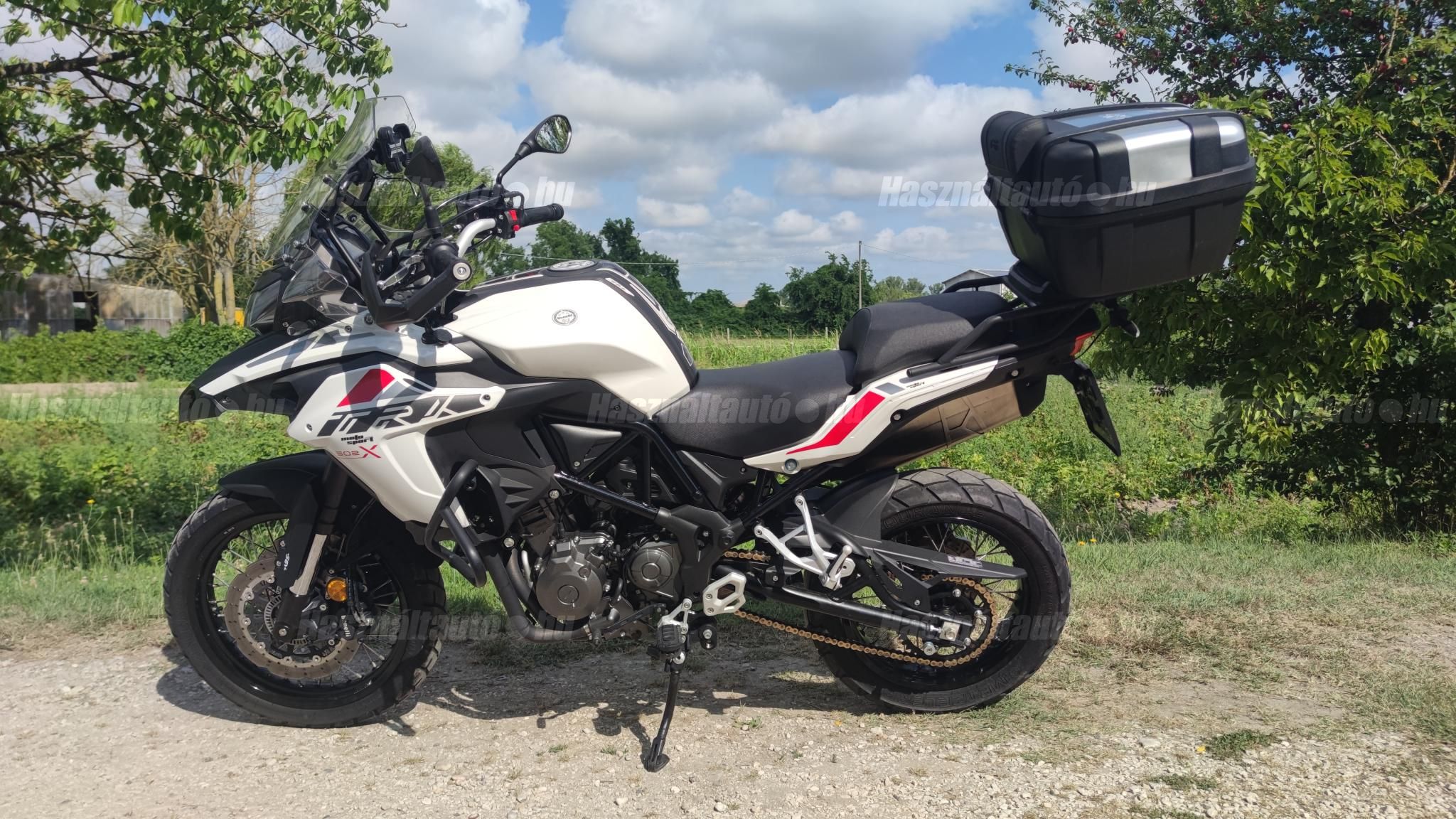 BENELLI TRK 502 X 2018/11 - 1