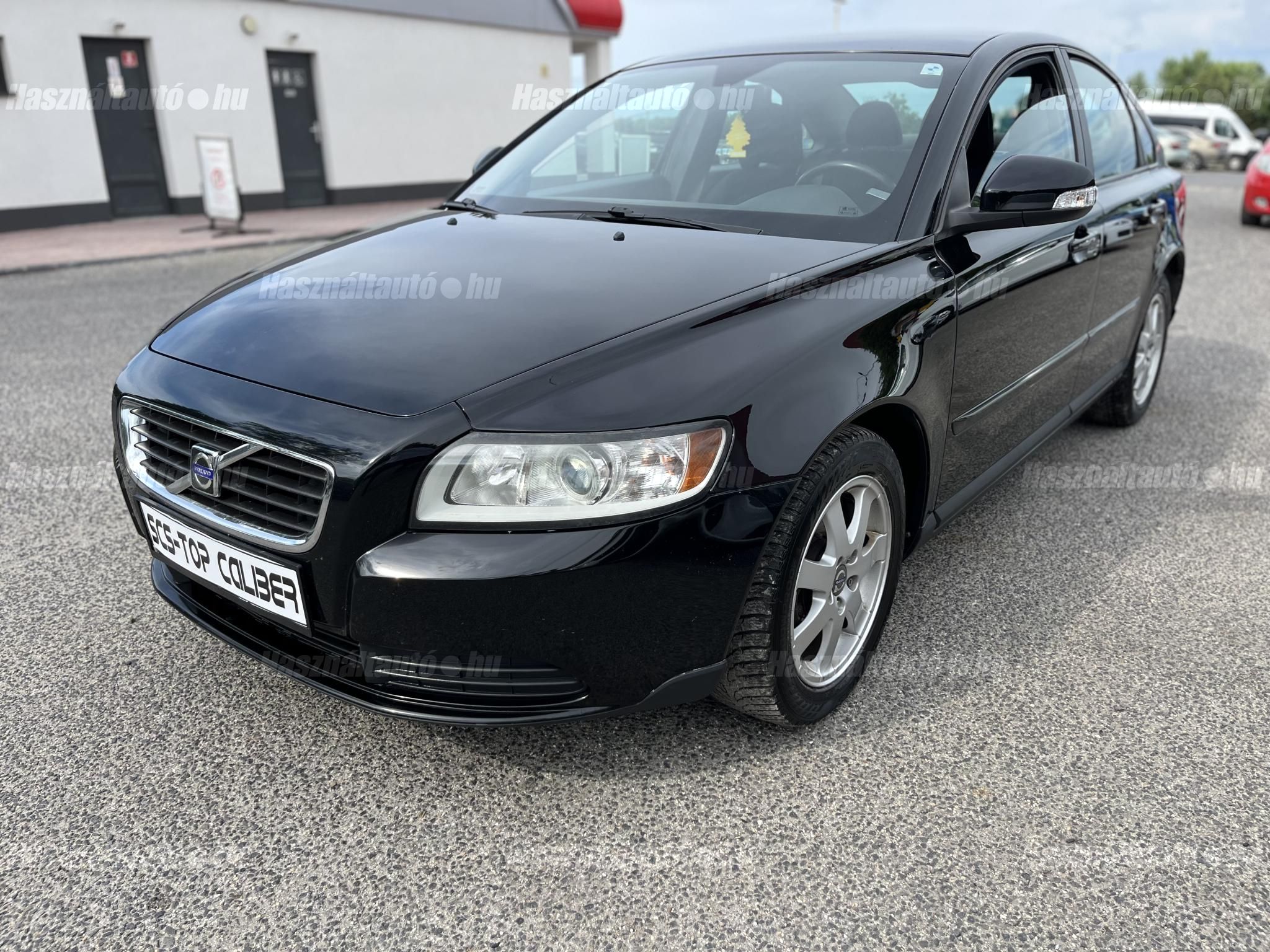 VOLVO S40 2010/6 - 1