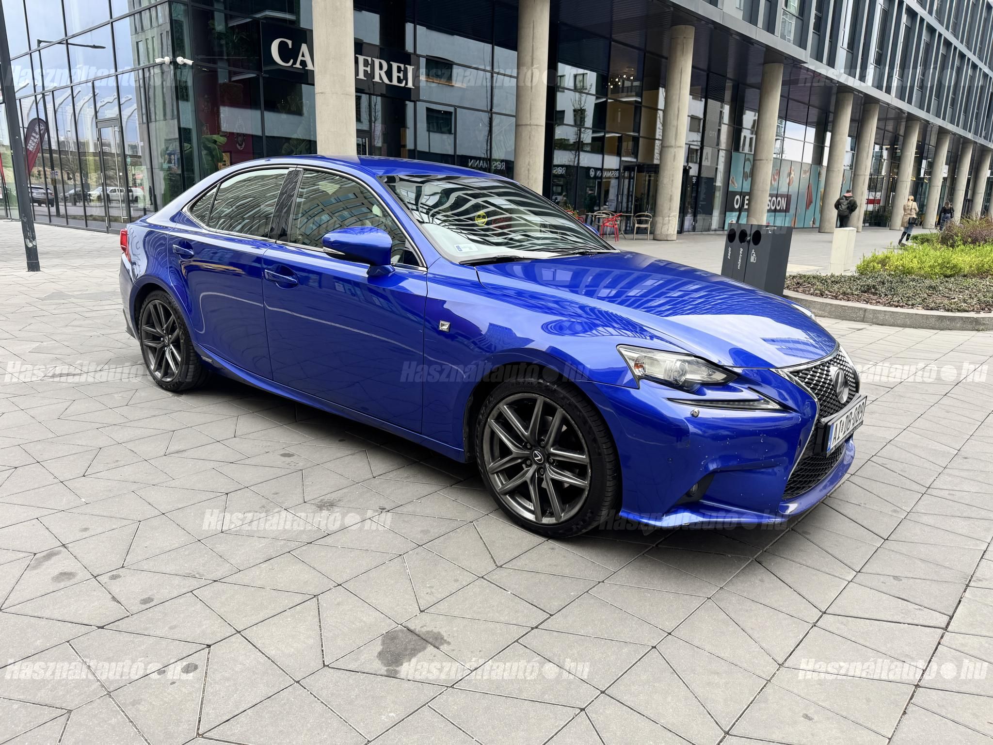 LEXUS IS 2013/9 - 1