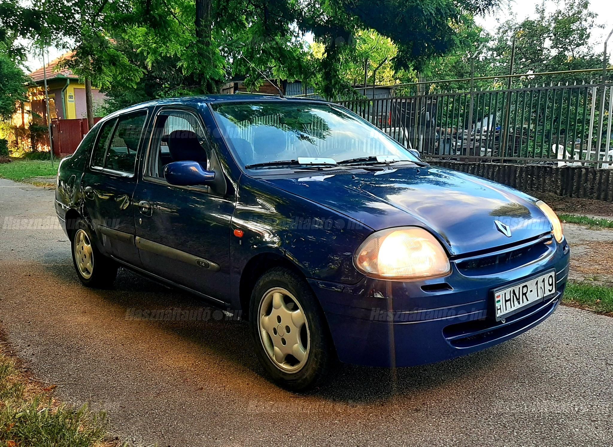 RENAULT THALIA 2002/5 - 1