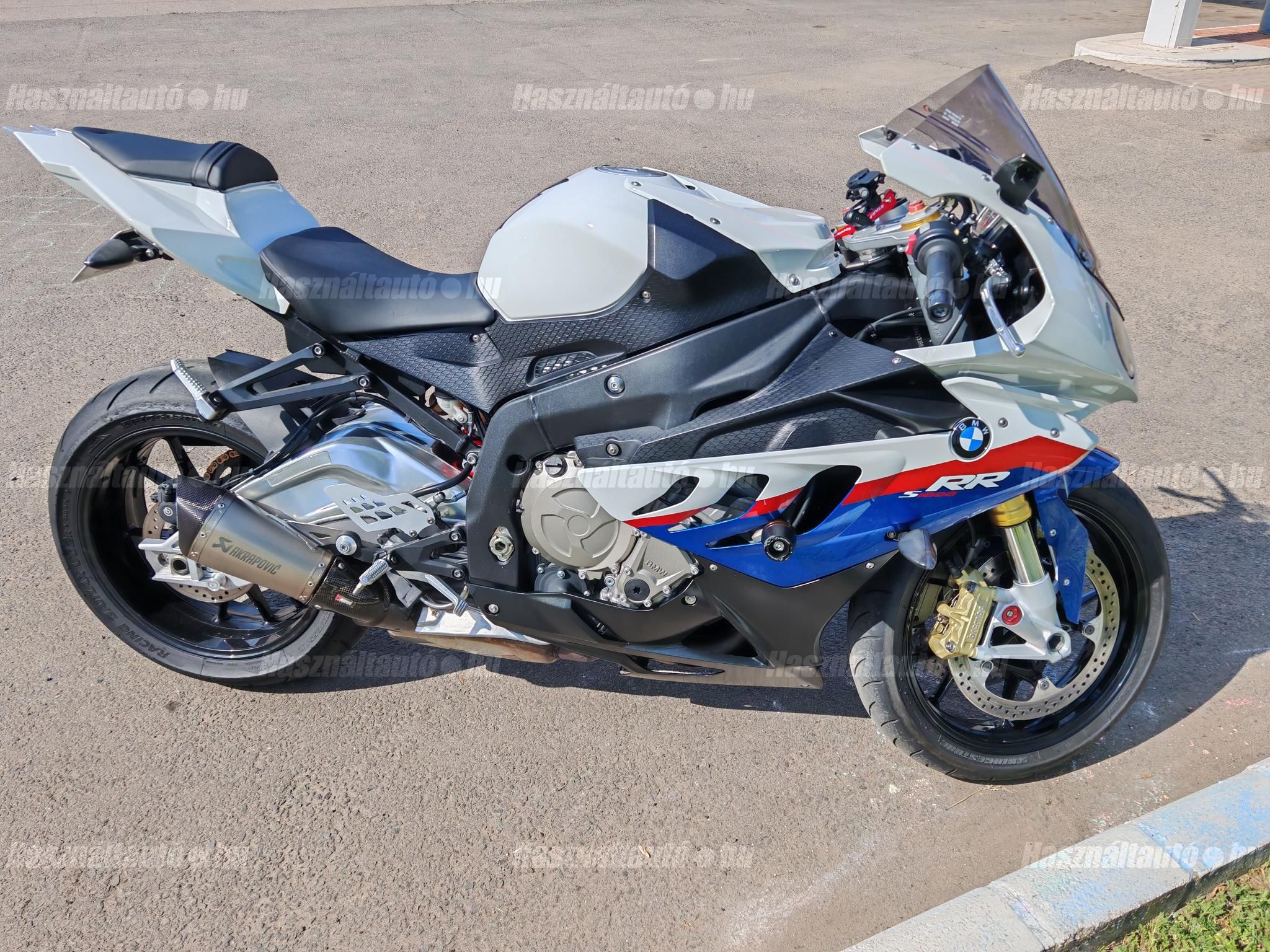 BMW S 1000 RR 2010 - 1
