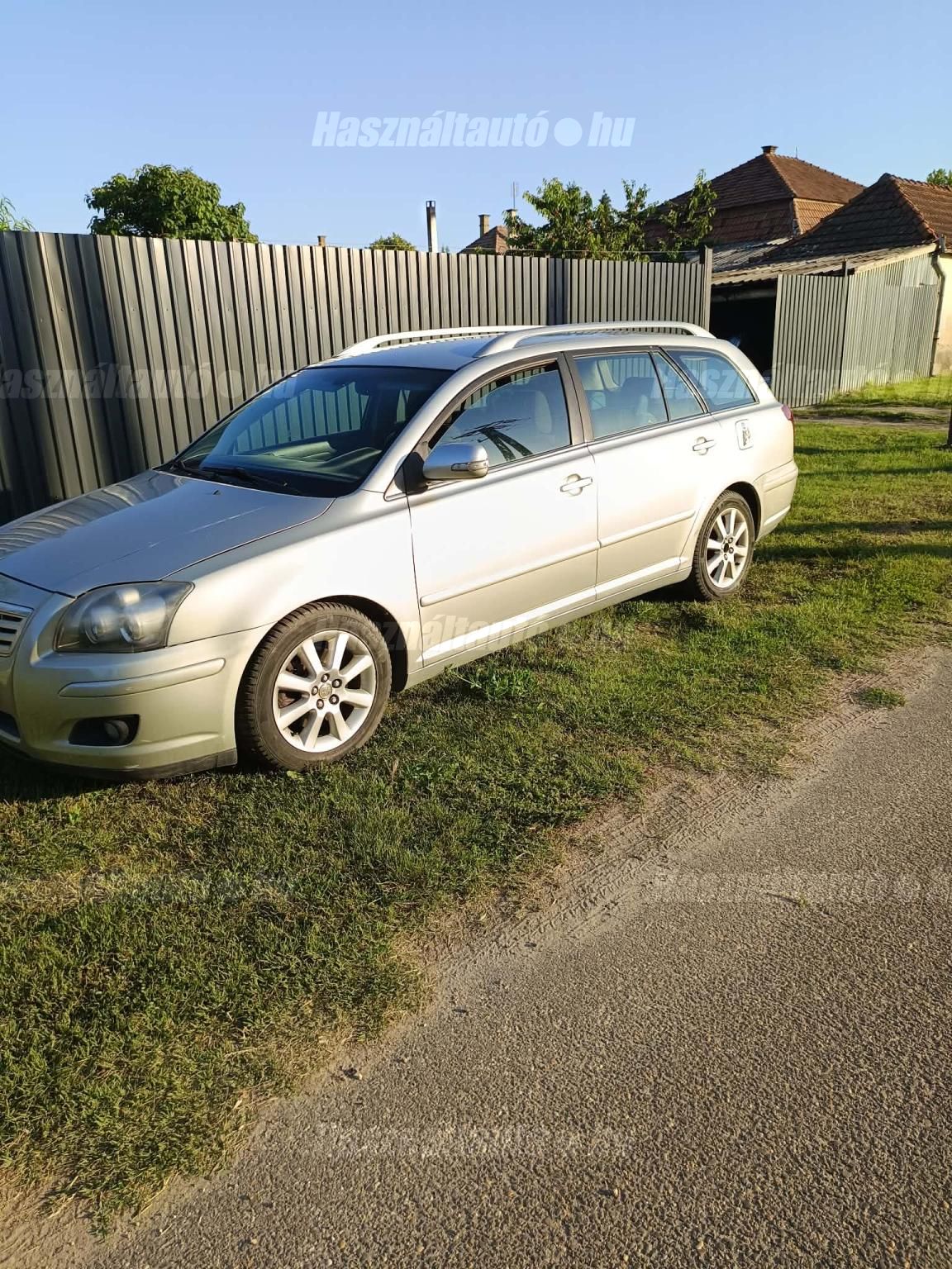 TOYOTA AVENSIS 2008/8 - 1