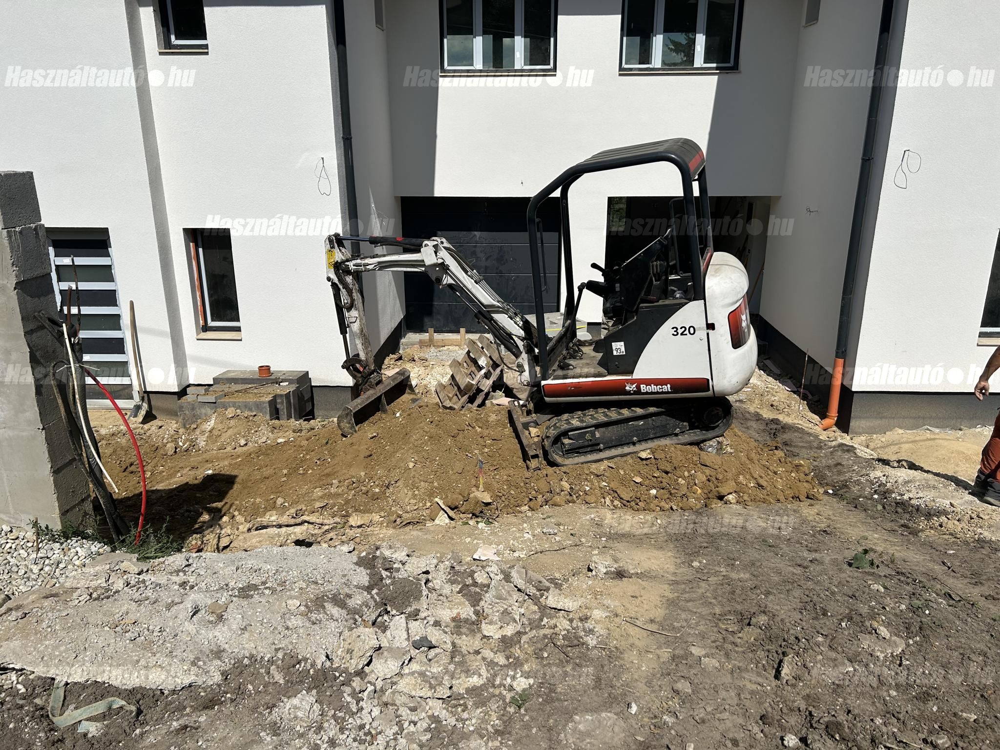 BOBCAT 2000/1 - 1