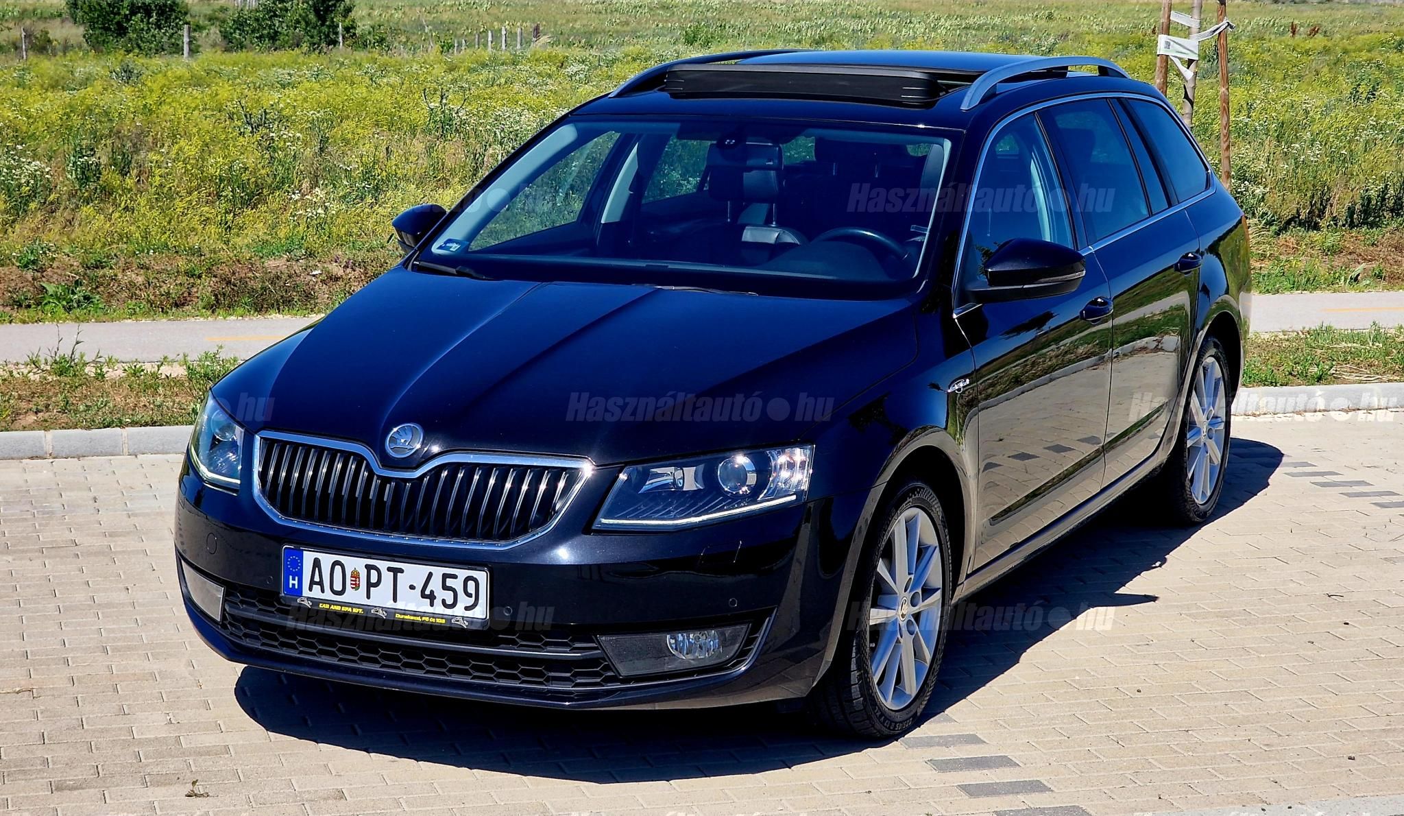 SKODA OCTAVIA 2013/10 - 1