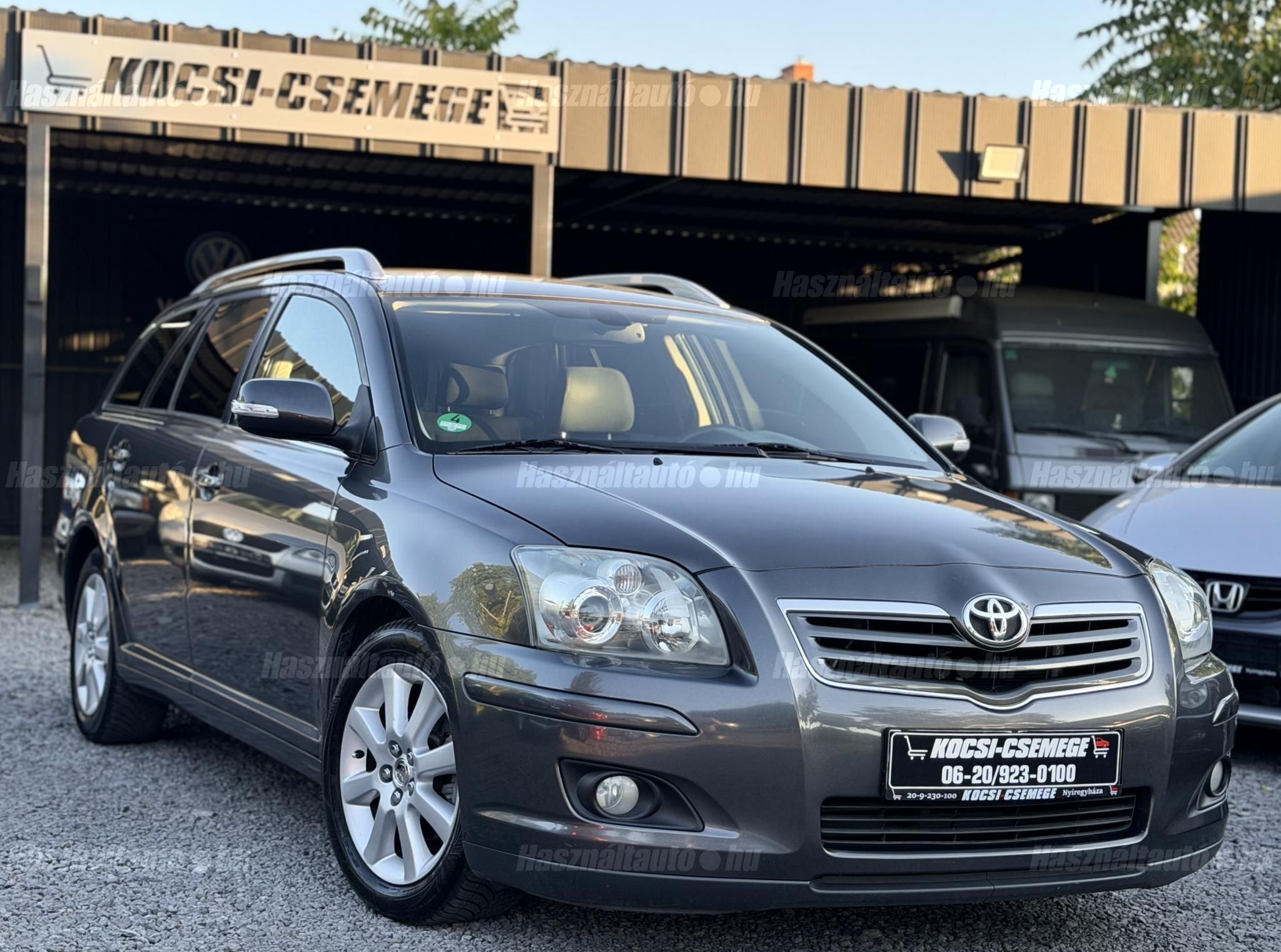 TOYOTA AVENSIS 2008/2 - 1