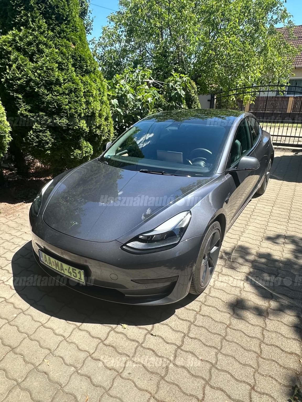 TESLA MODEL 3 2022/4 - 1