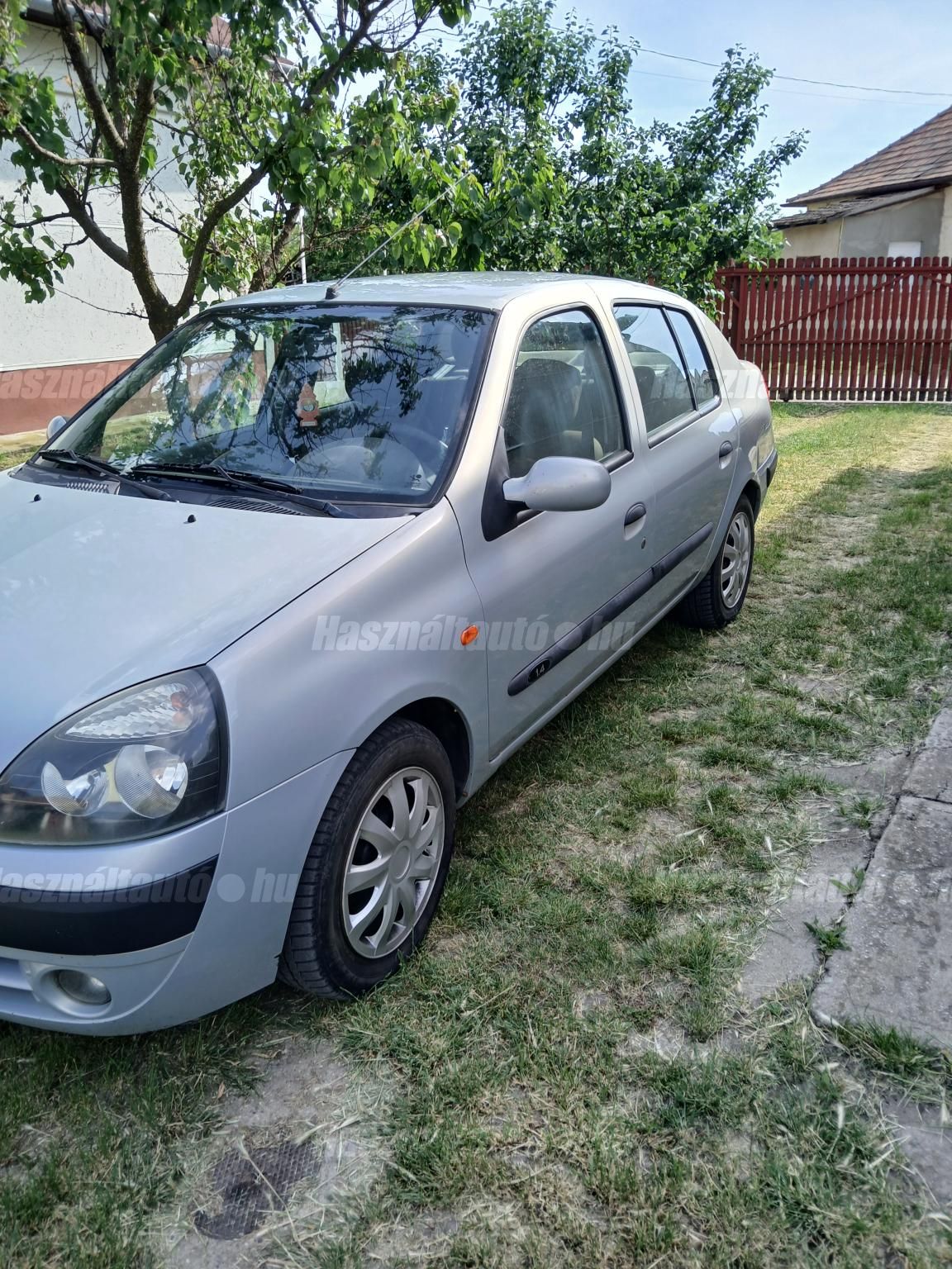 RENAULT THALIA 2003 - 1
