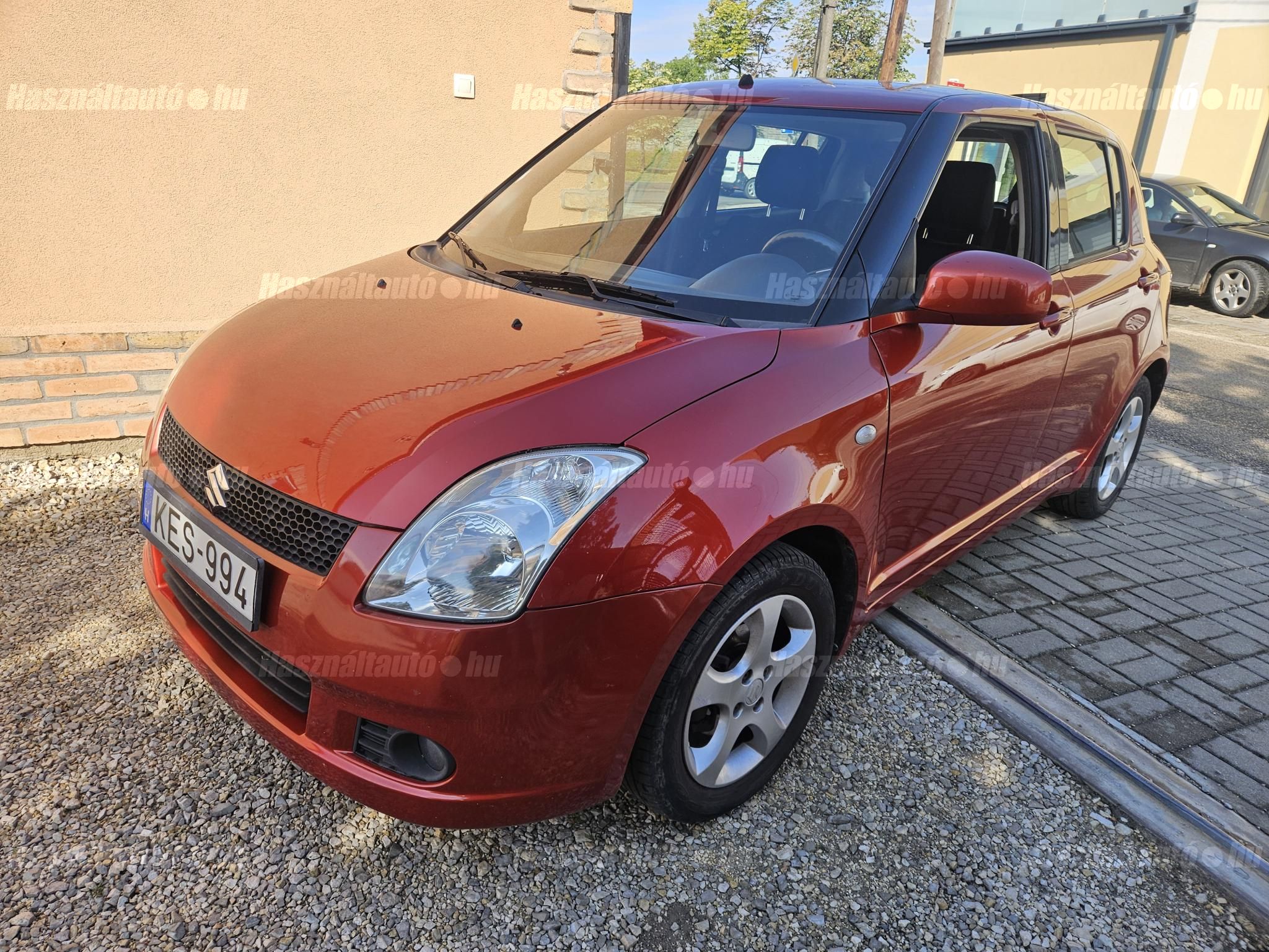 SUZUKI SWIFT 2006/6 - 1