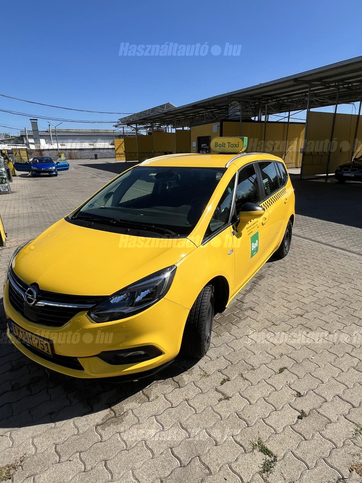 OPEL ZAFIRA TOURER 2019/2 - 1
