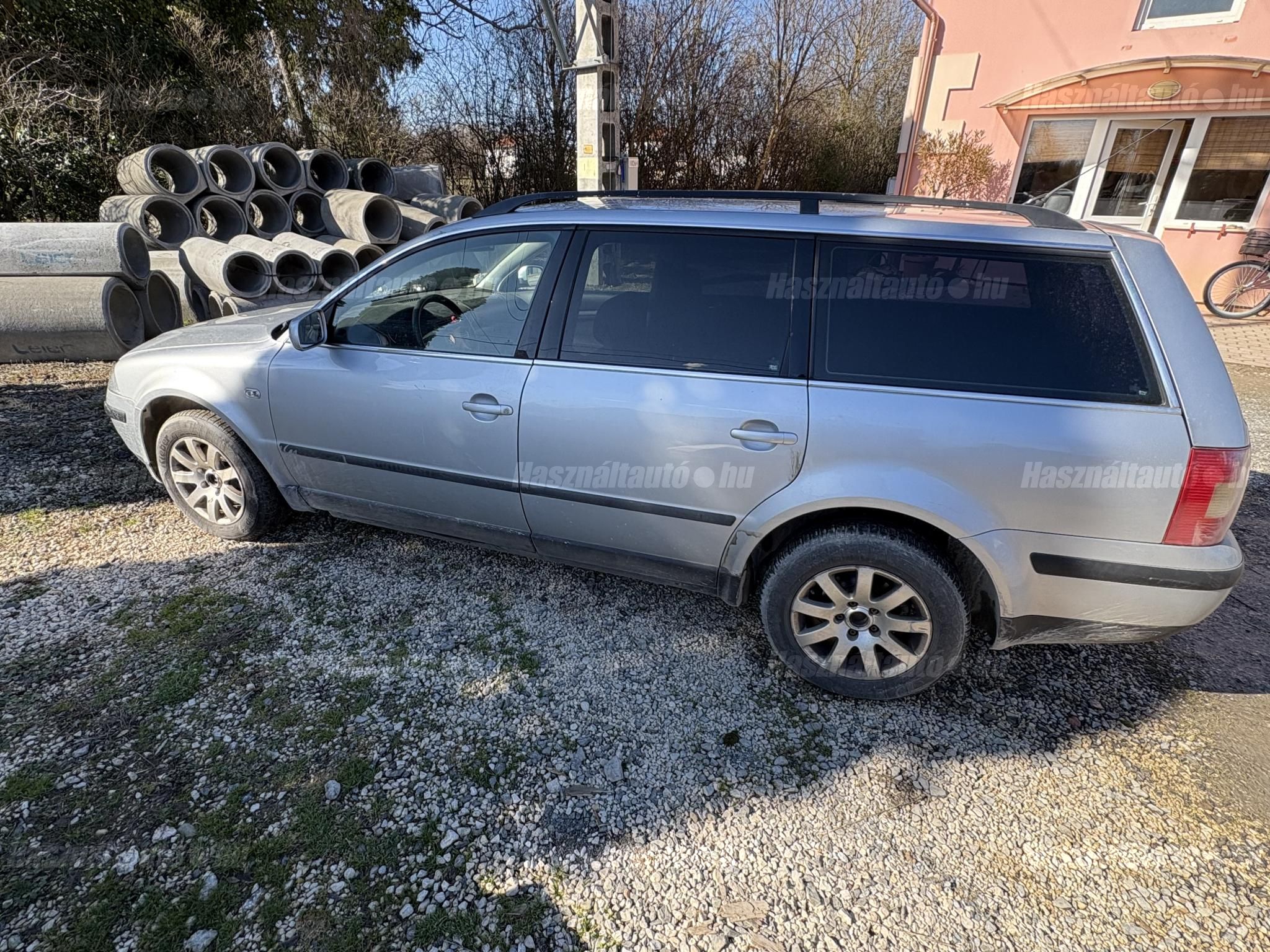 VOLKSWAGEN PASSAT 2001/4 - 1