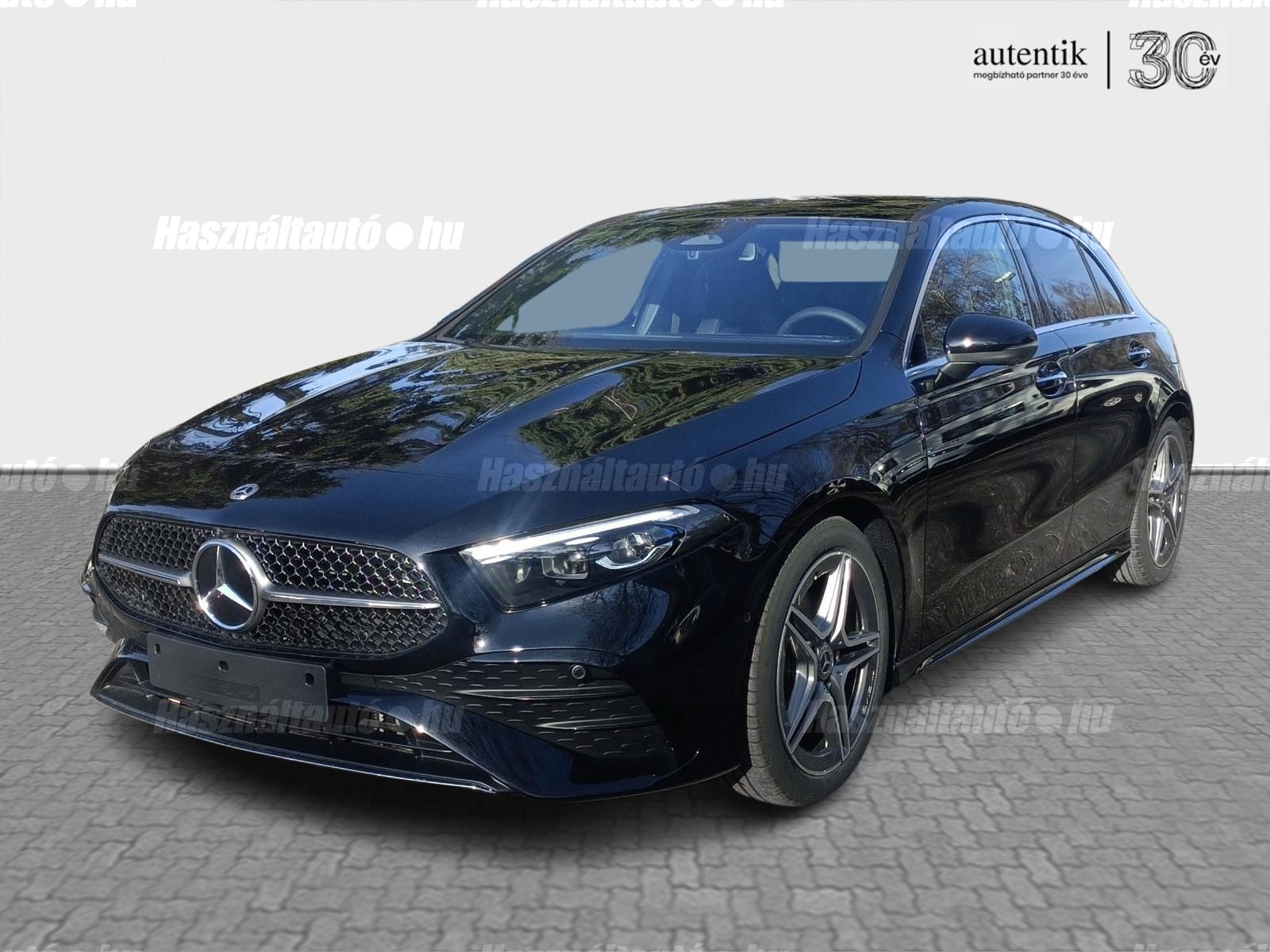 MERCEDES-BENZ A 200 2024/12 - 1