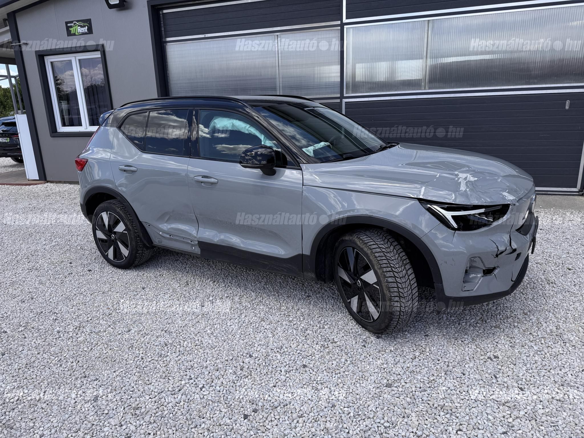 VOLVO XC40 2024/4 - 1
