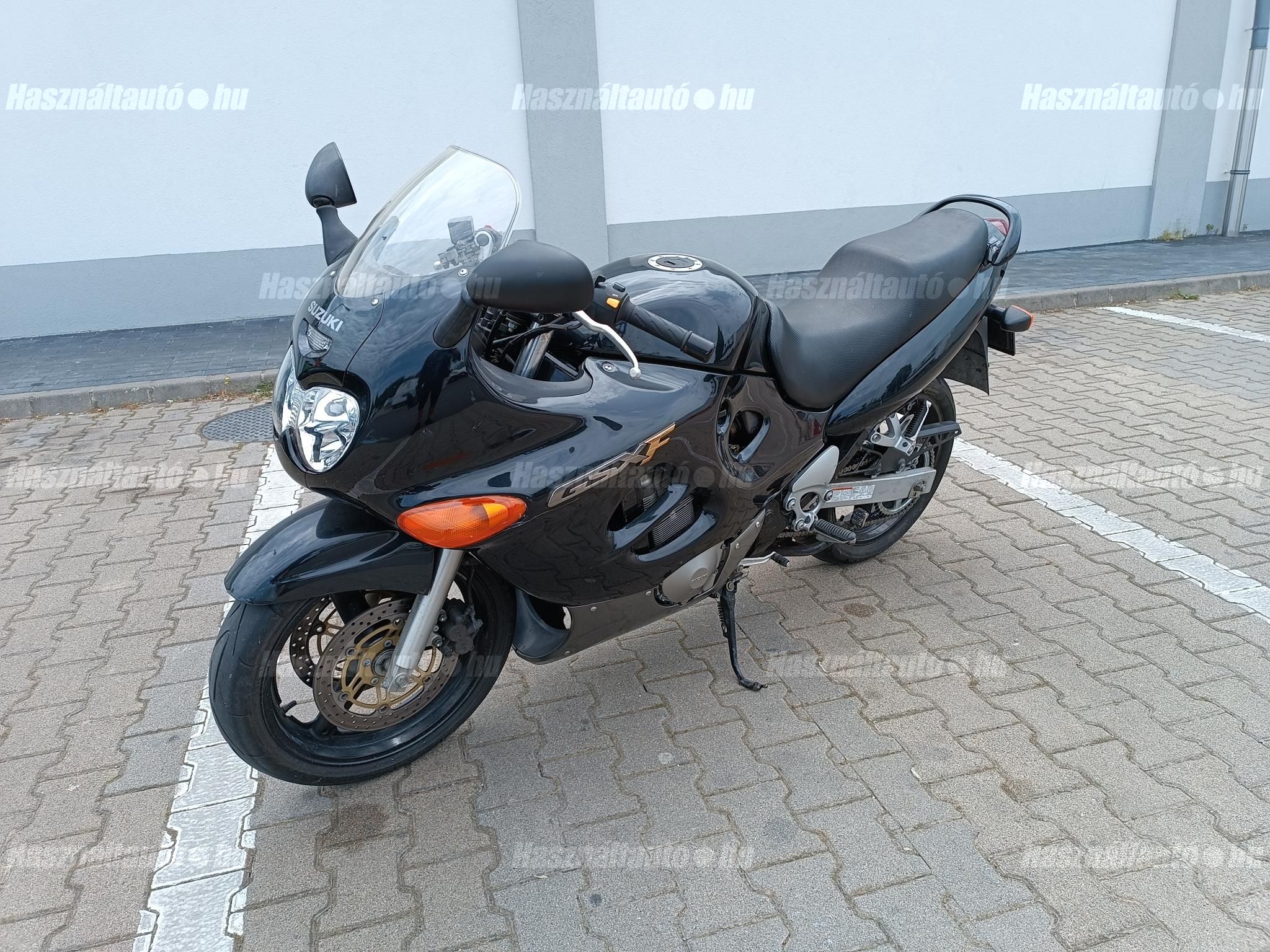 SUZUKI GSX 750 F 2002/12 - 1
