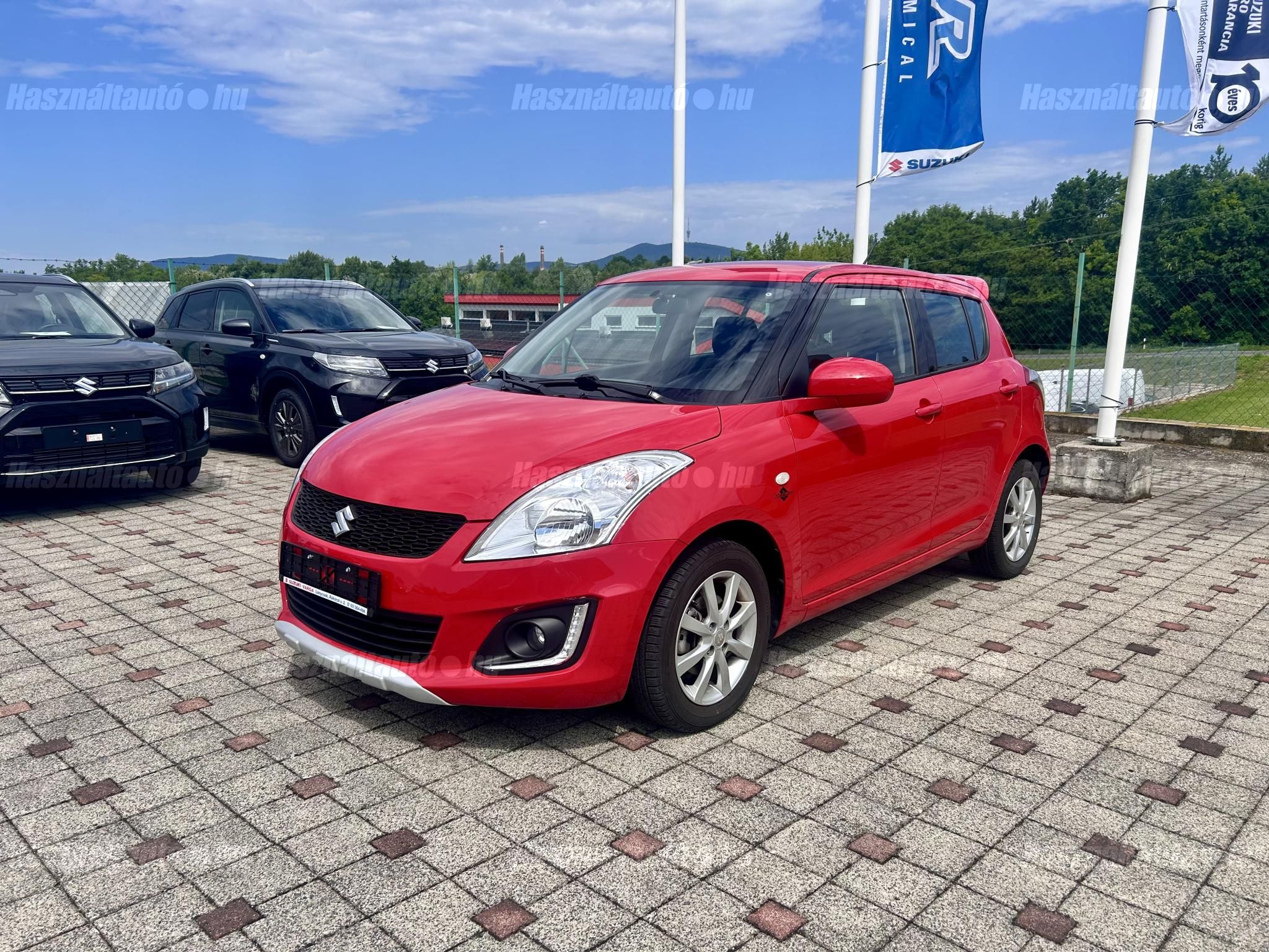 SUZUKI SWIFT 2015/9 - 1