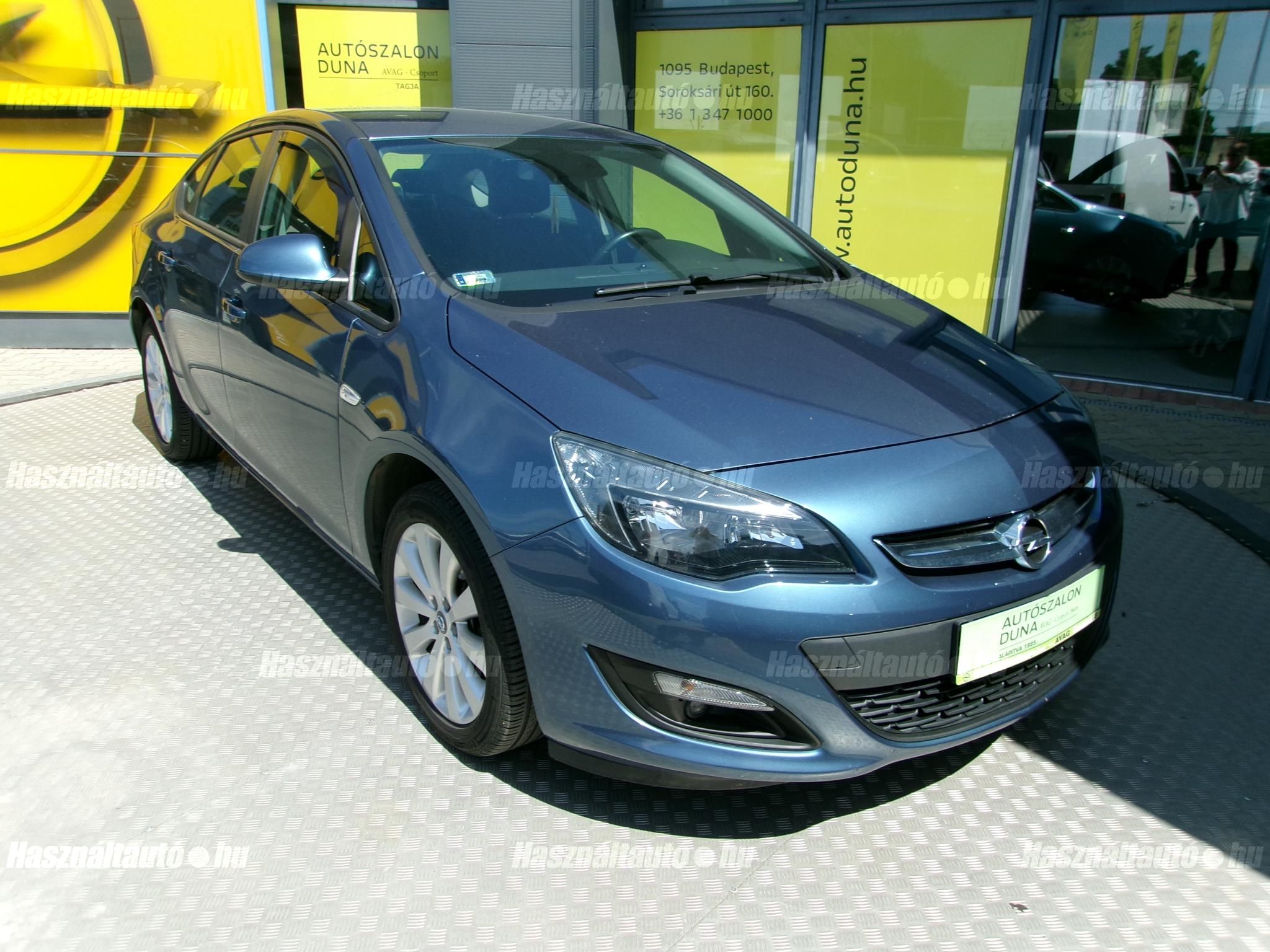 OPEL ASTRA J 2017/8 - 1