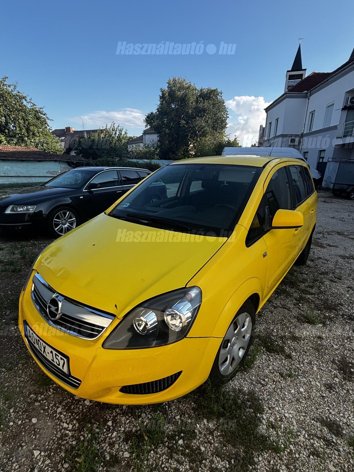 OPEL ZAFIRA B 2015/1 - 1